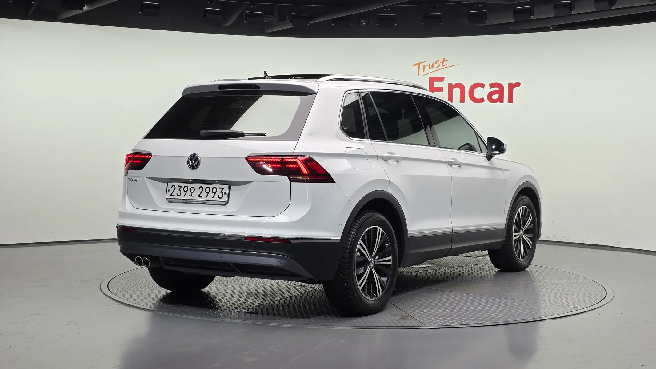 Volkswagen 2 2.0 TDI 2020 2/35