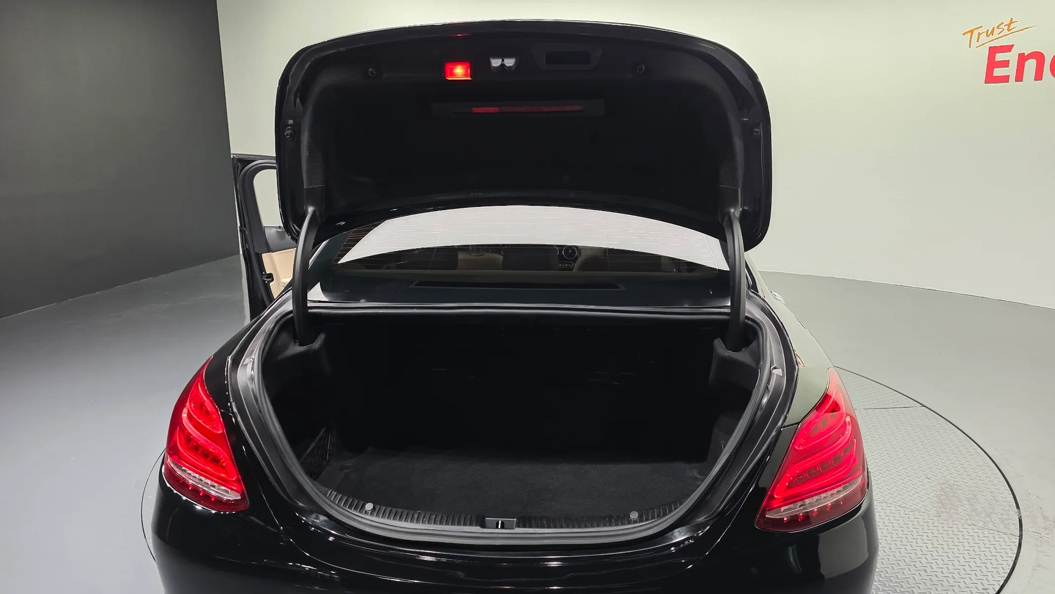Mercedes-Benz C-Class W205 C220 d 2016 20/21
