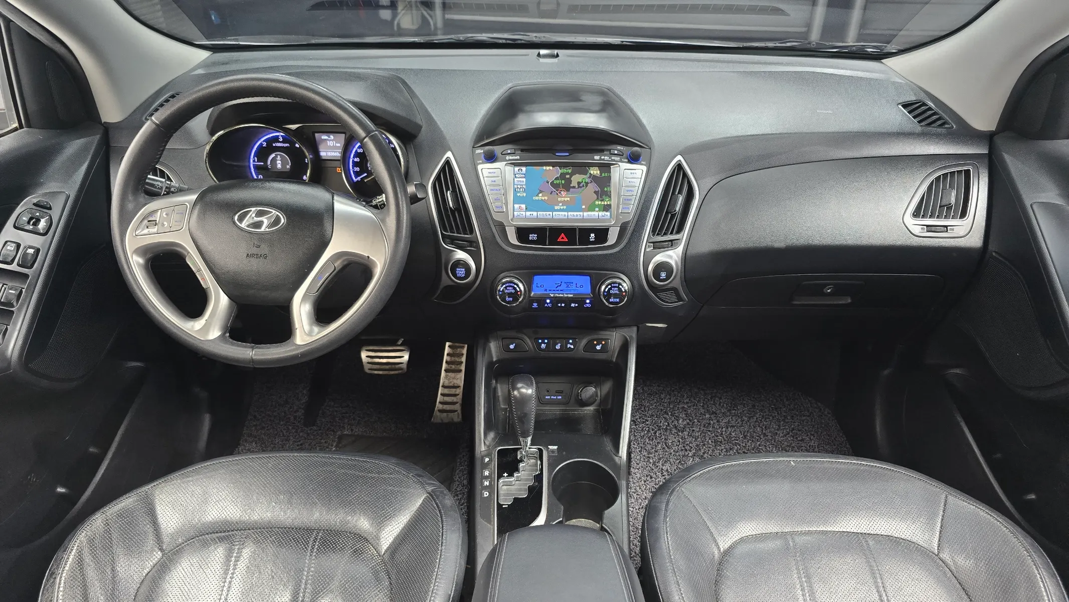 Hyundai ix 2WD LMX20 2011 4/5