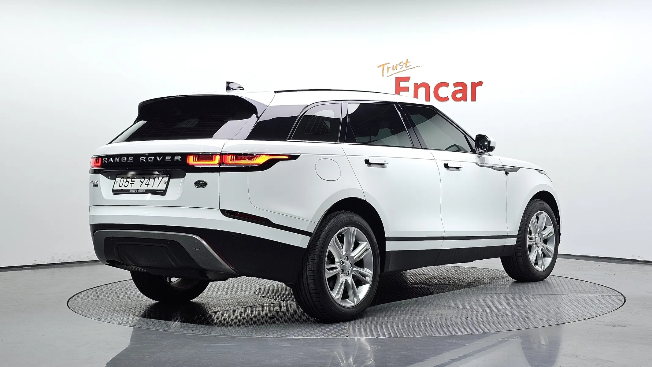 Land Rover 레인지로버 벨라 2.0 D240 SE 2018 2/21