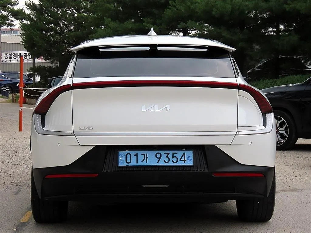 Kia EV6 2022 3/5