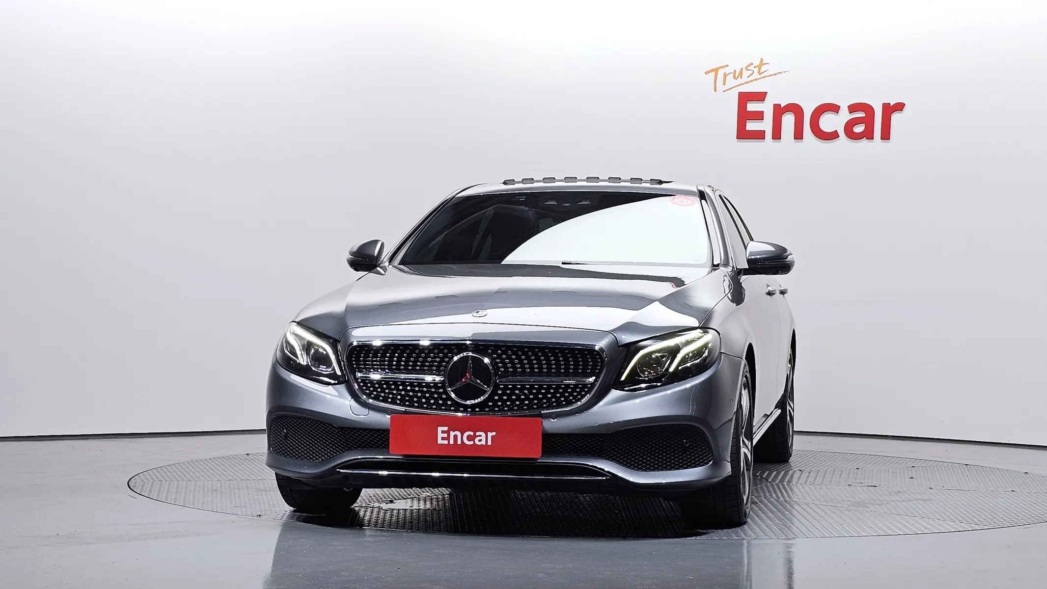 Mercedes-Benz E-Class W213 E300 4MATIC 2017 3/36