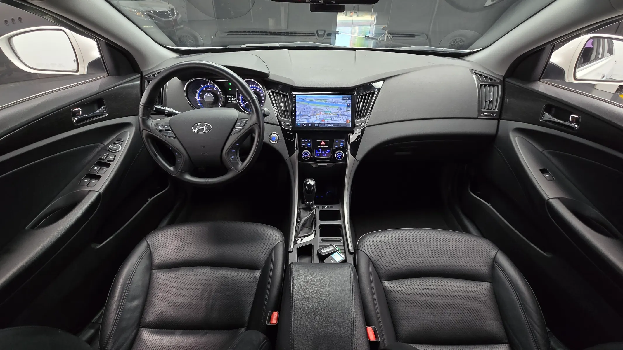 Hyundai 쏘나타 더 브릴리언트 CVVL 2014 3/5