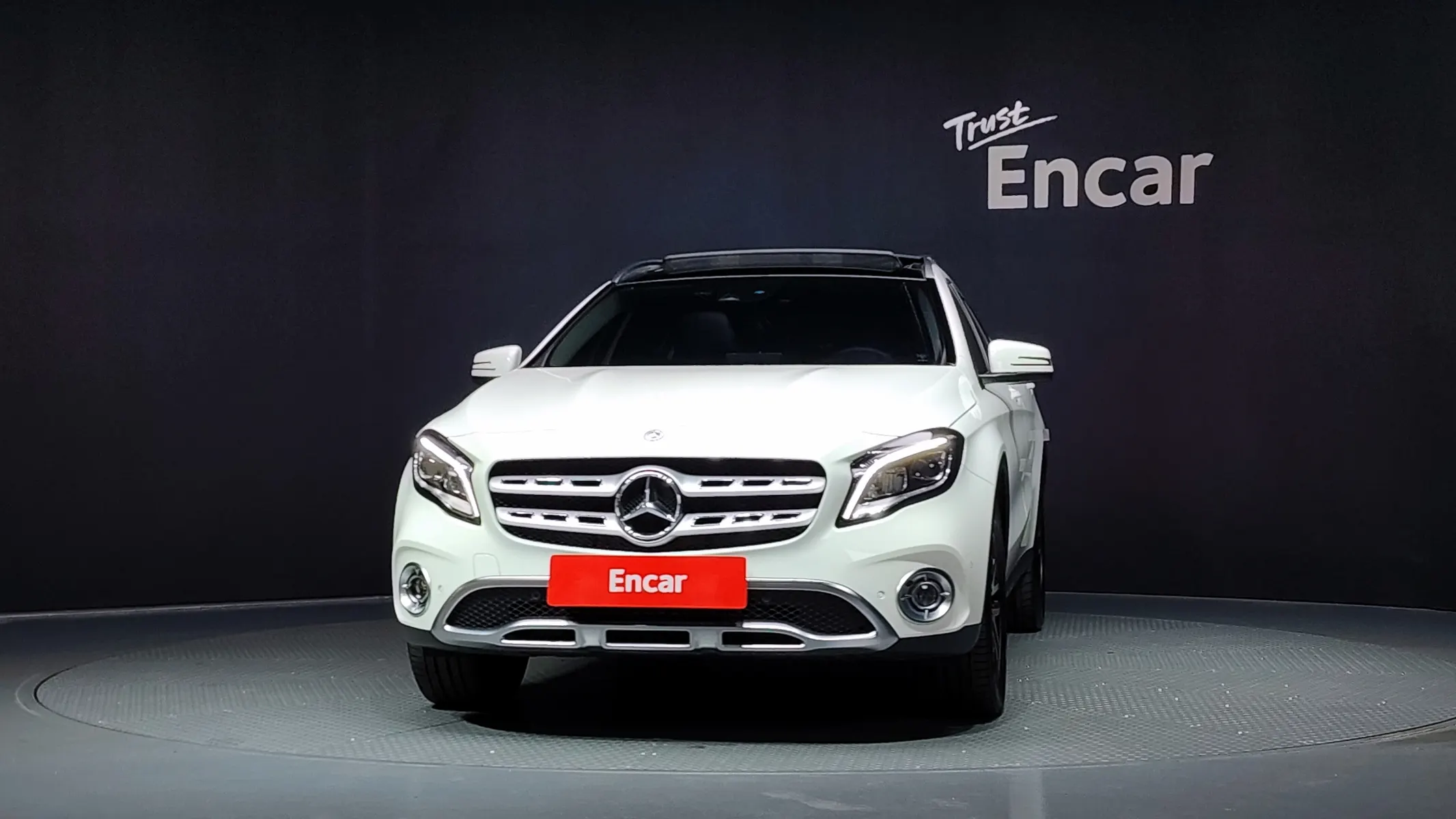 Mercedes-Benz GLA-Class X156 GLA220 2018 3/34