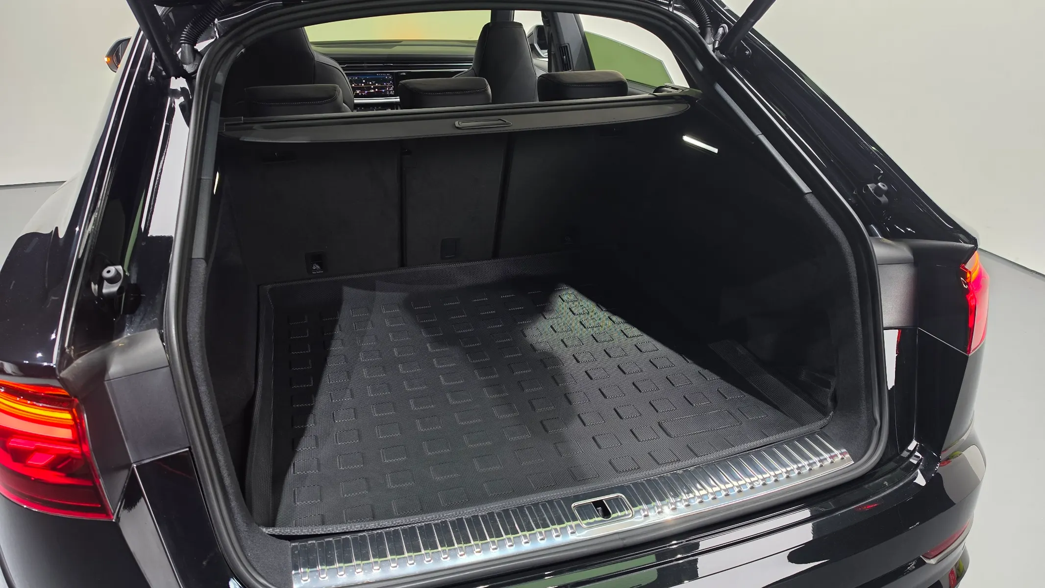 Audi Q8 (4M) 55 TFSI 2026 31/32
