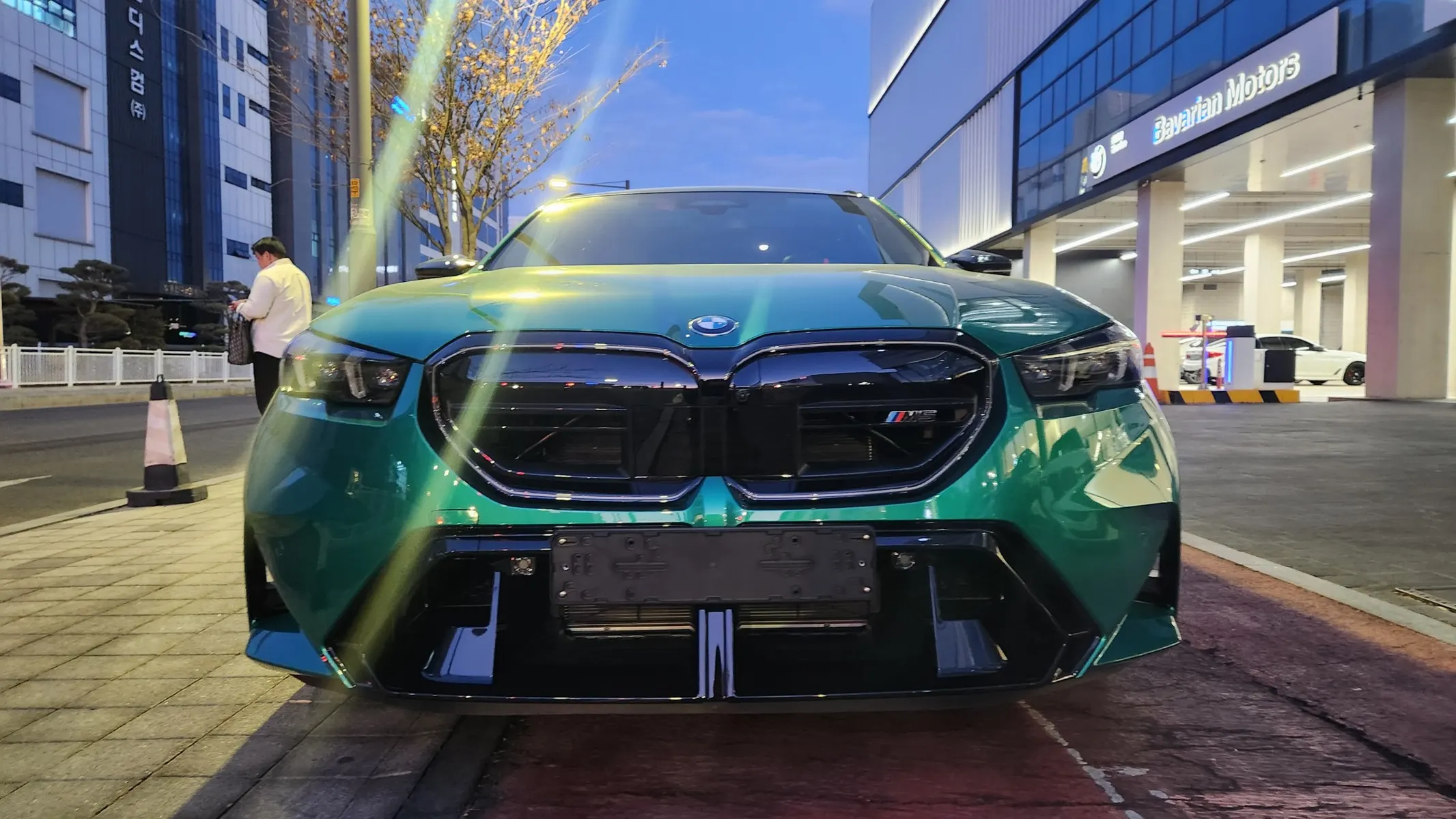 BMW M5 (G90) M5 2026 3/9