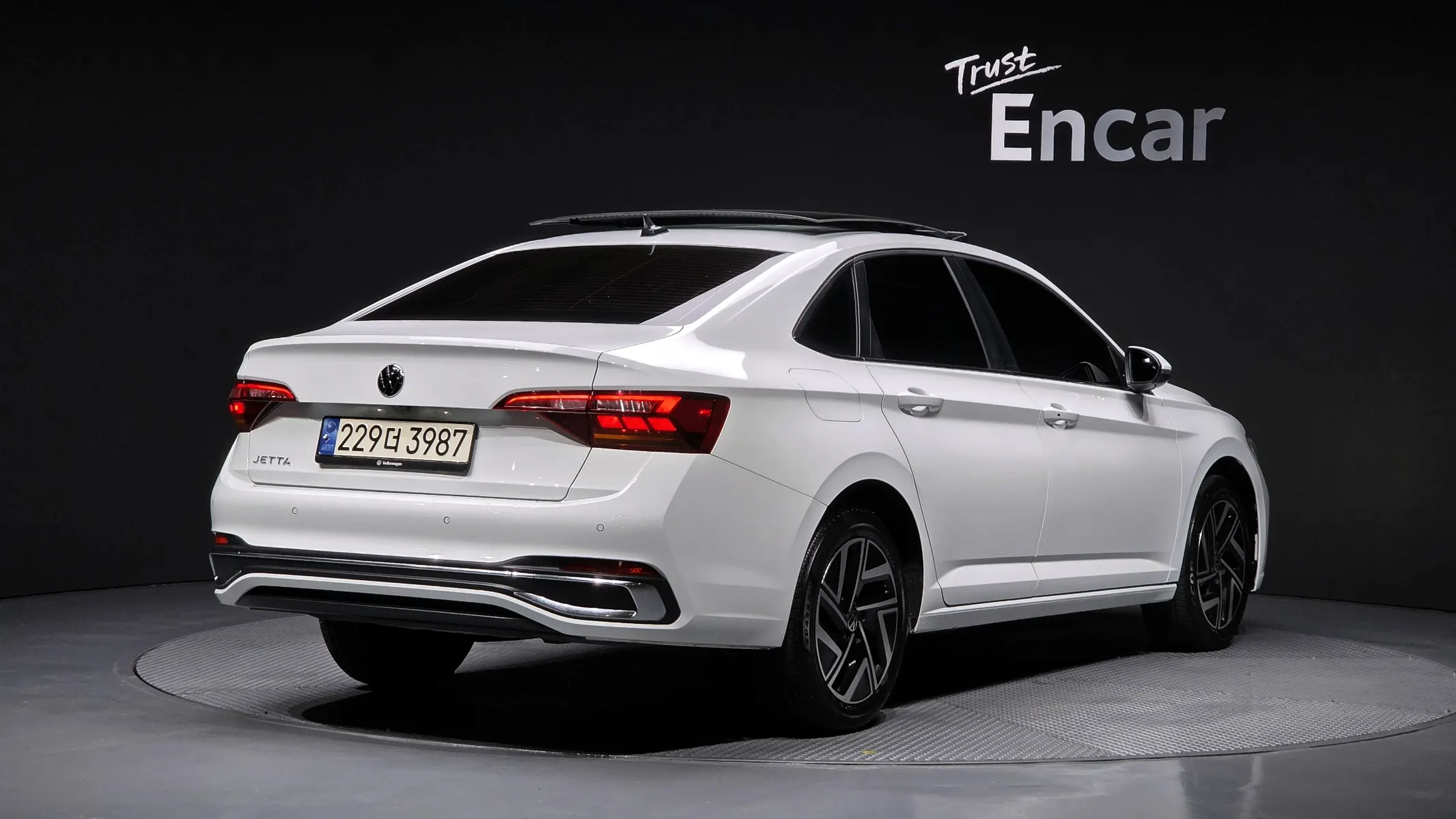 Volkswagen 7 1.5 TSI 2023 2/21