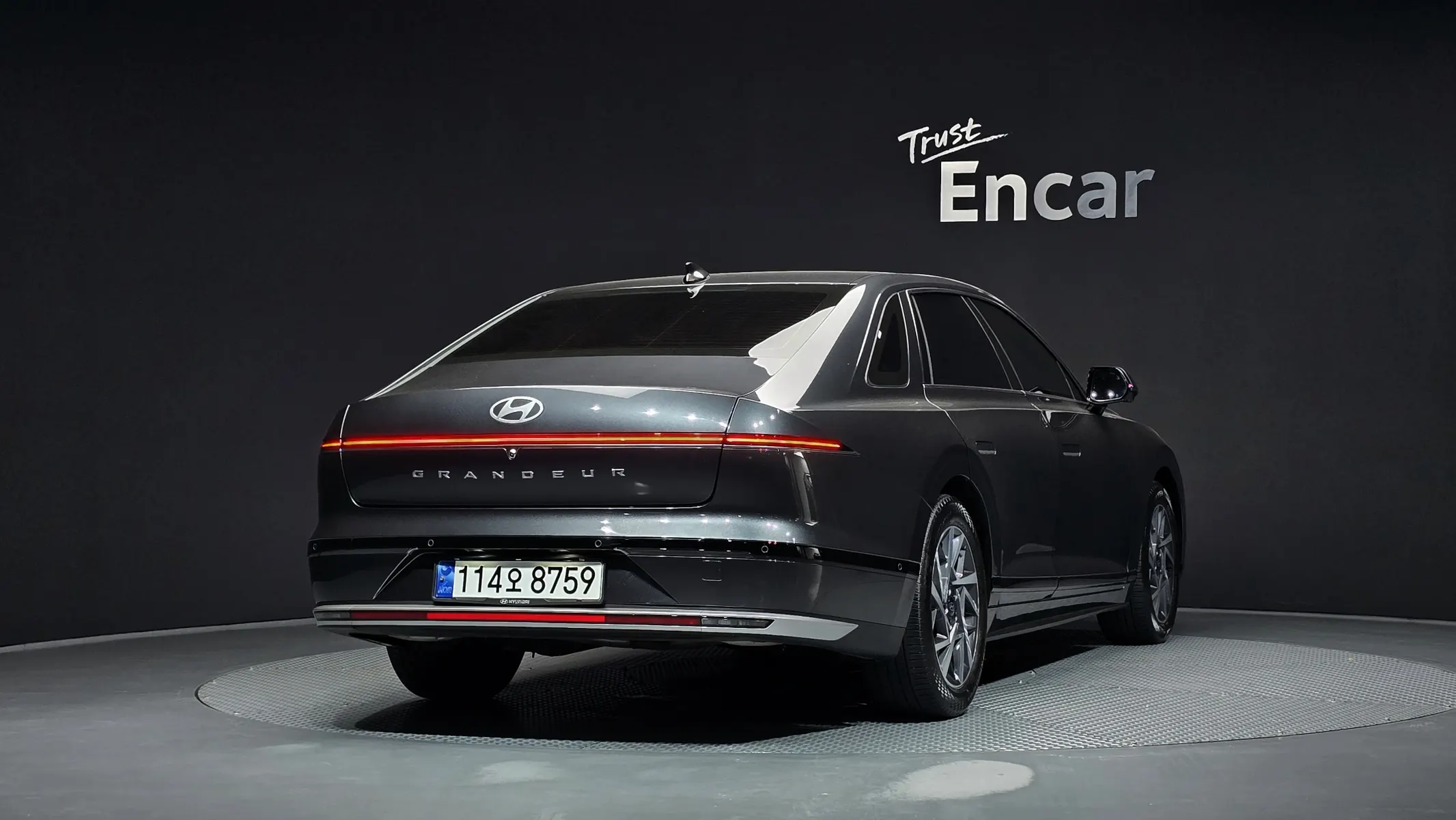 Hyundai (GN7) 2023 3/5