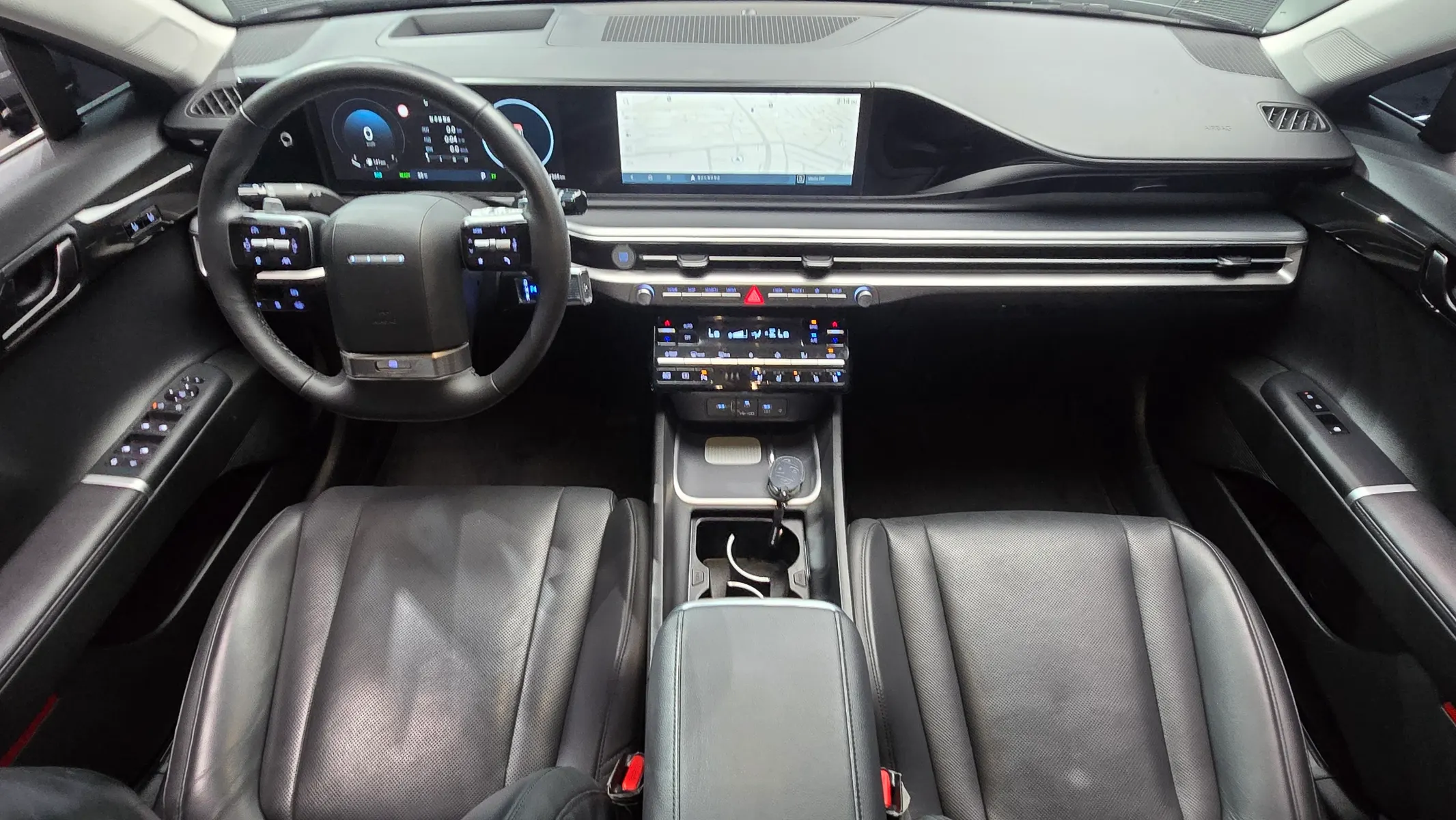 Hyundai (GN7) 2023 4/5