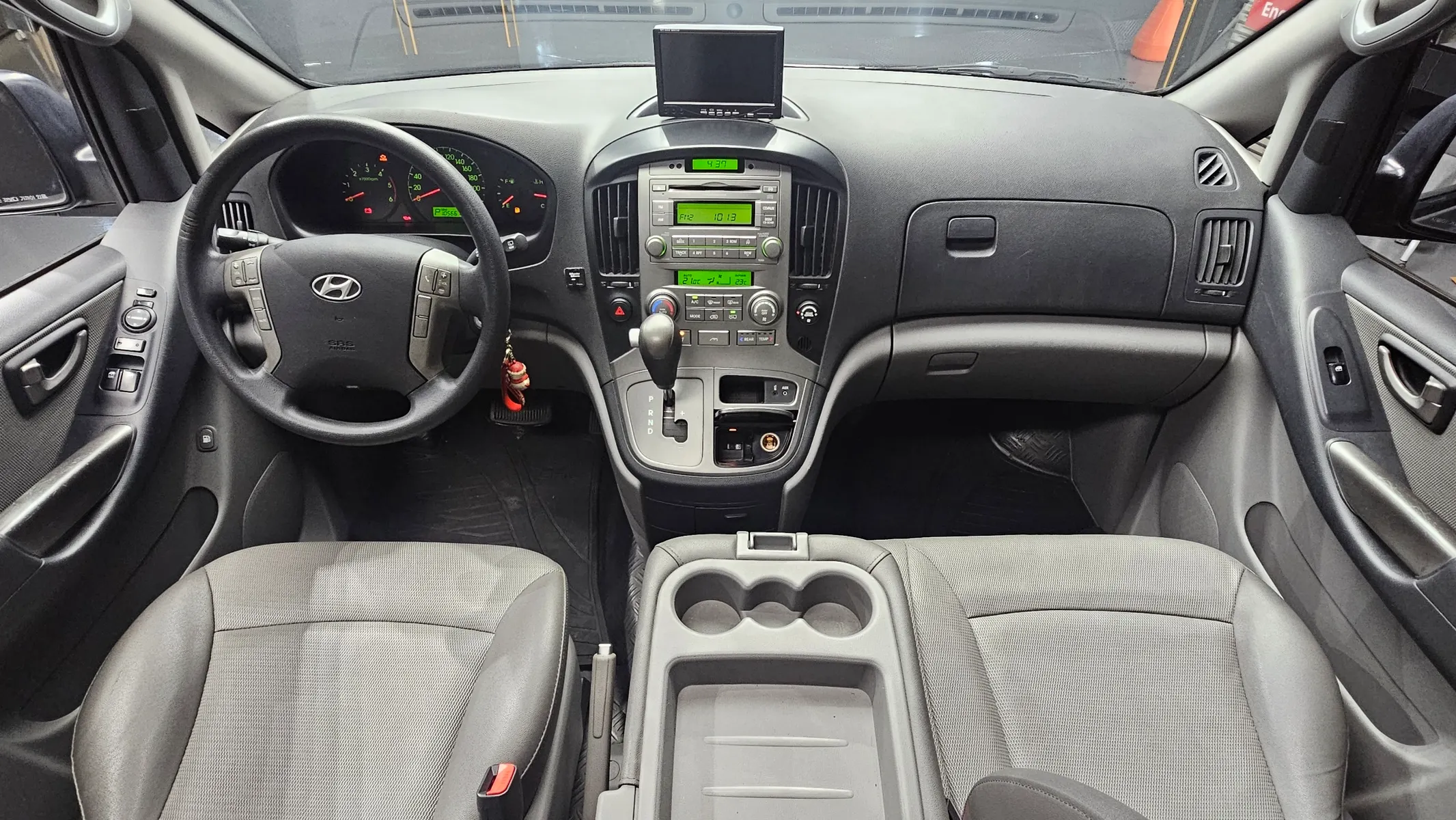 Hyundai Grand Starex 12 2009 4/5