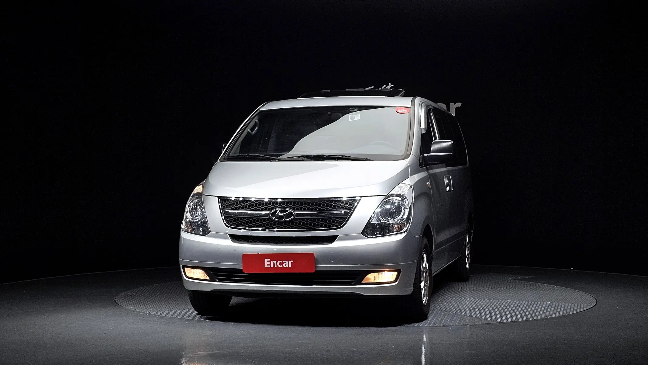 Hyundai Grand Starex 12 2009 2/5