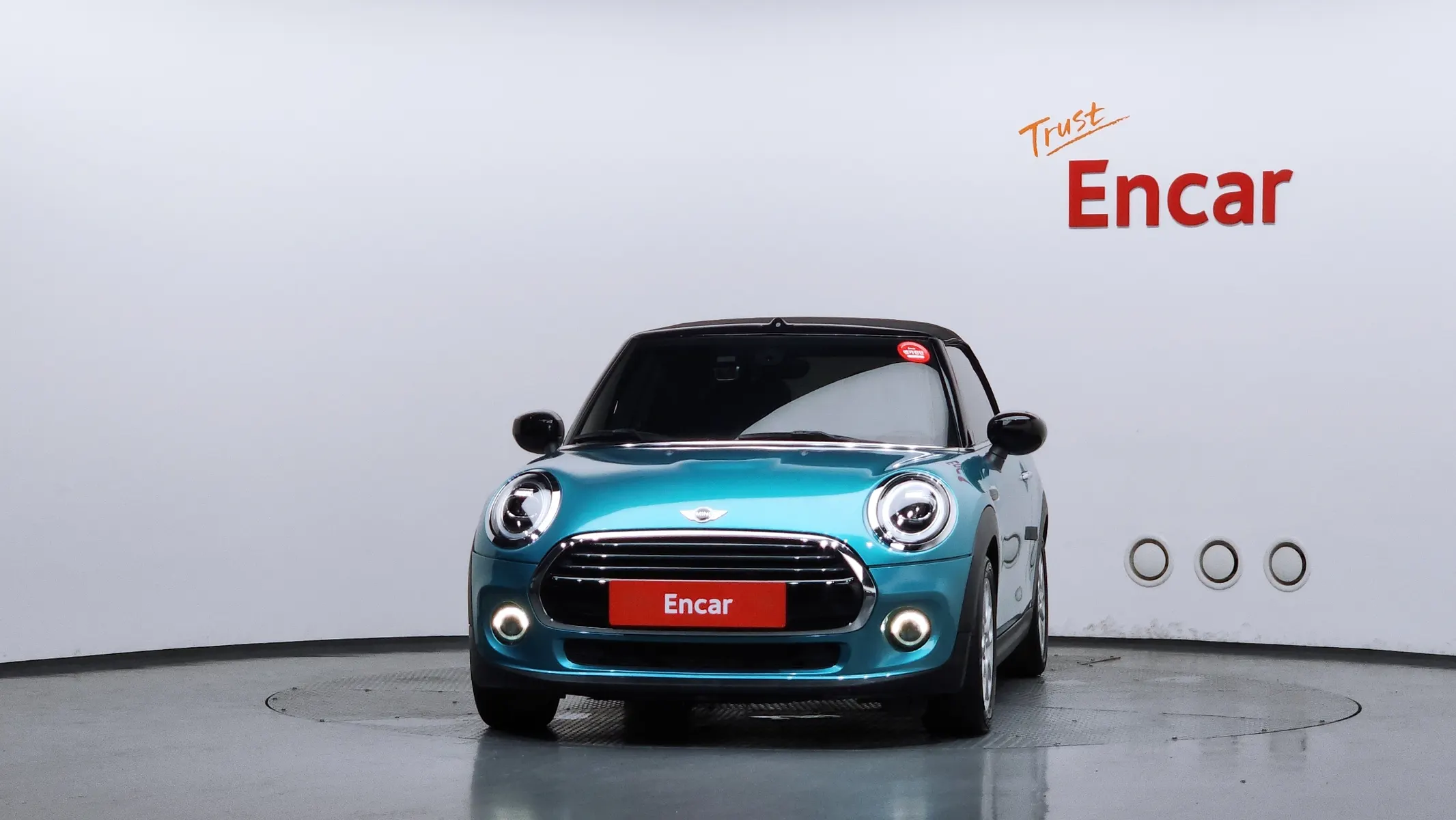 MINI Convertible 2021 2/5