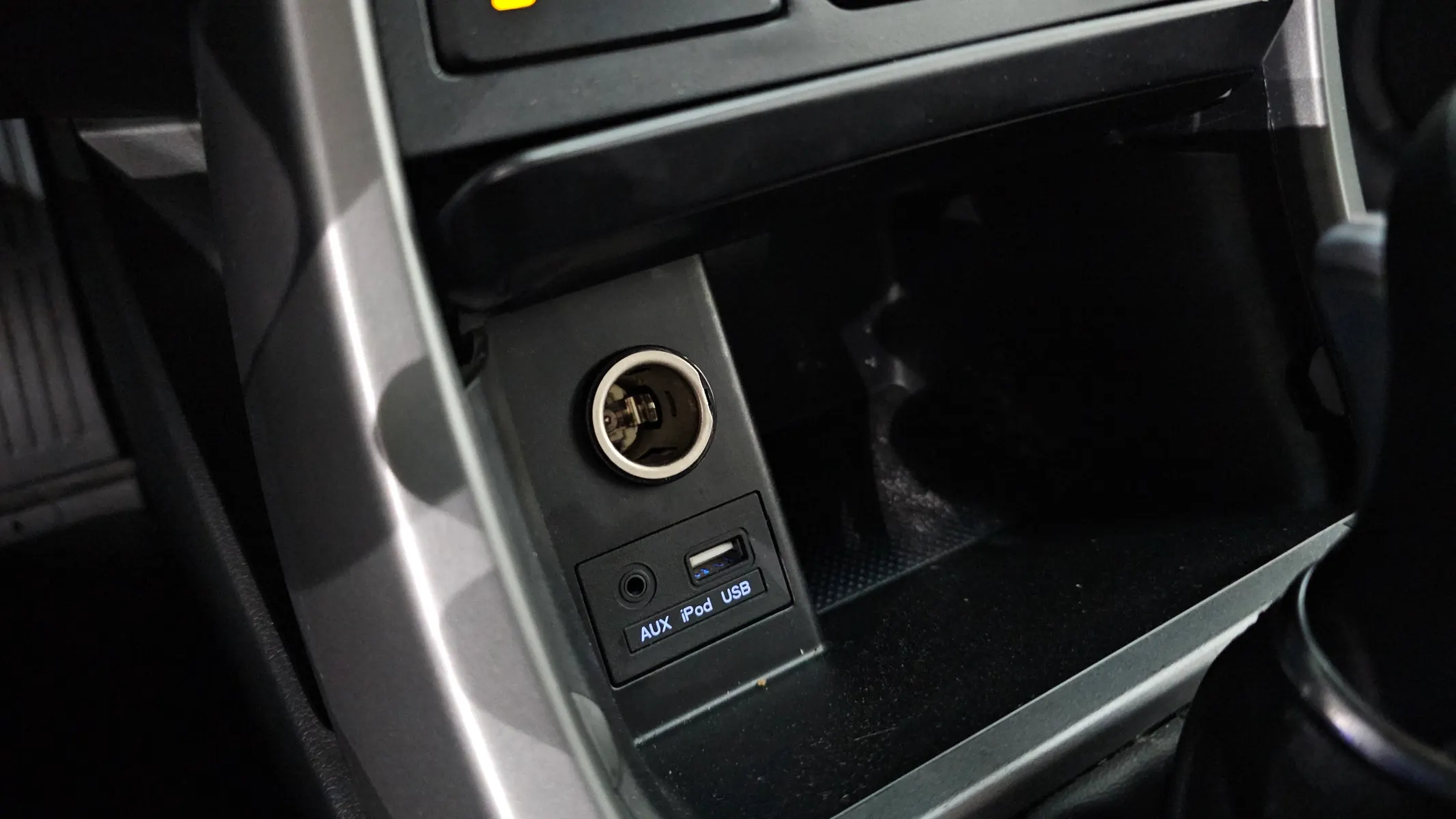 Hyundai 아반떼 1.6 GDi 2013 31/32