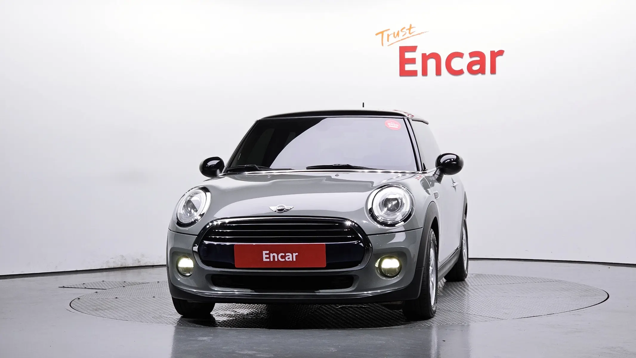 MINI 쿠퍼 2017 2/5