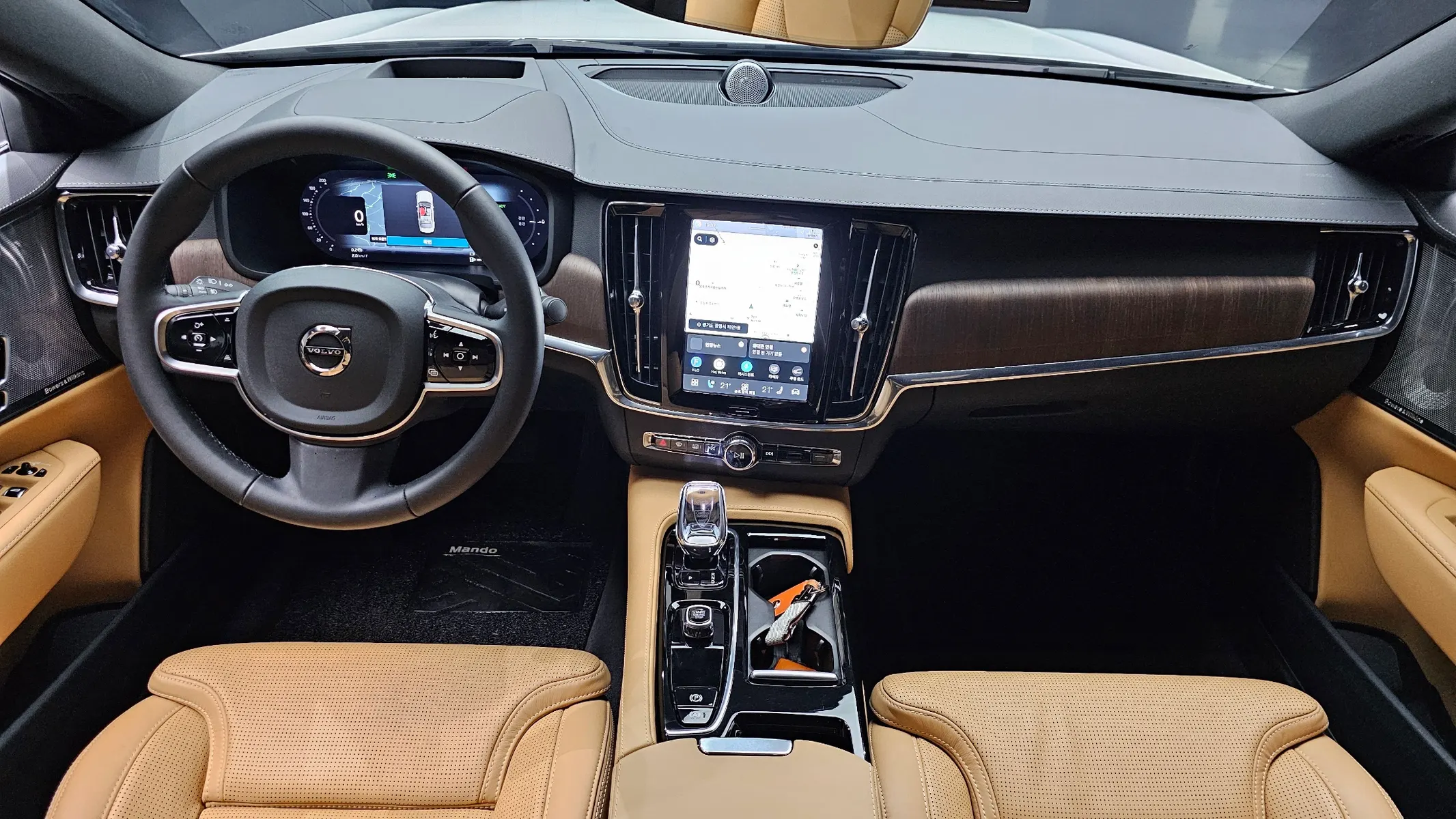 Volvo S90 T8 AWD 2025 4/5