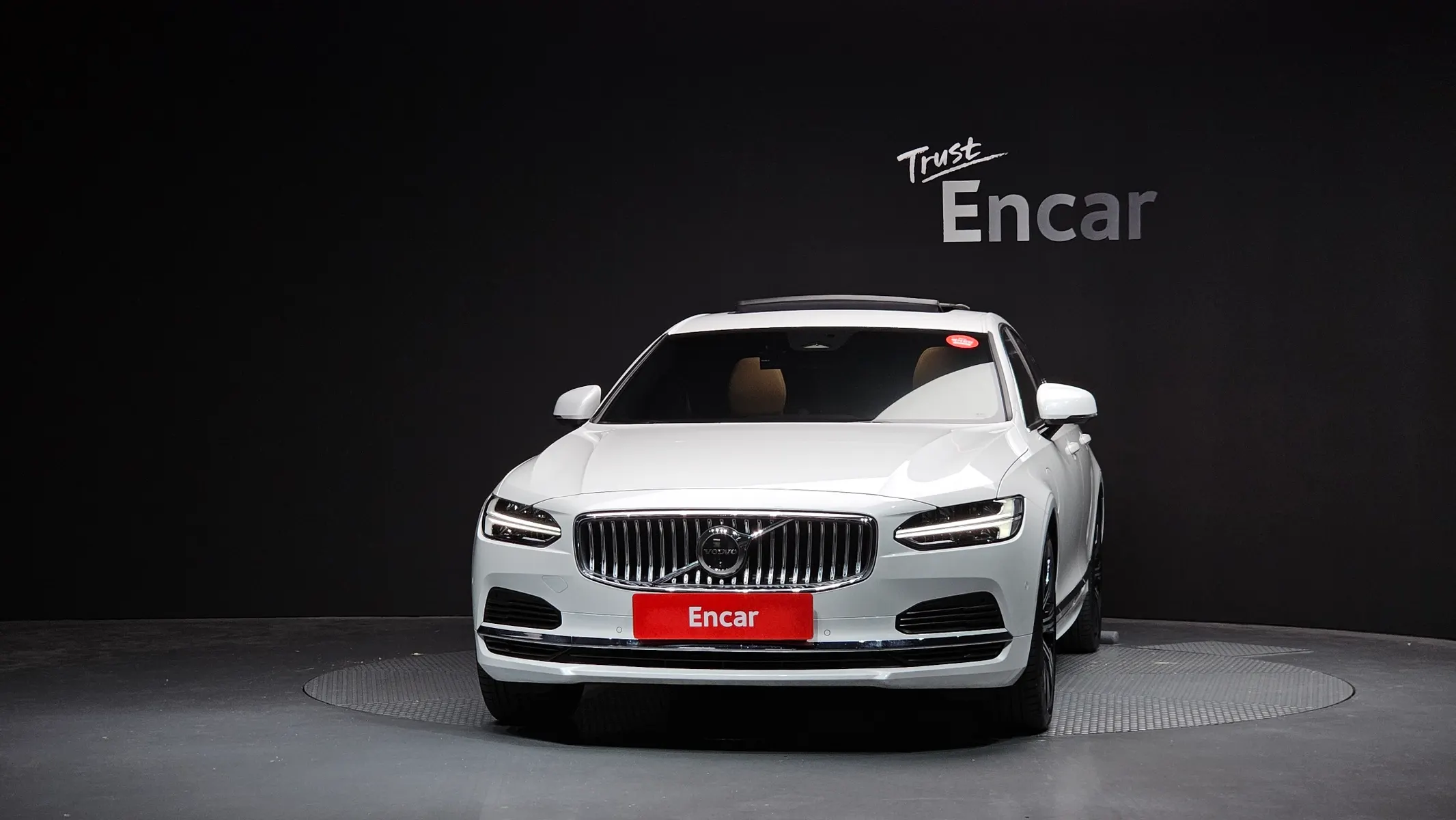 Volvo S90 T8 AWD 2025 2/5