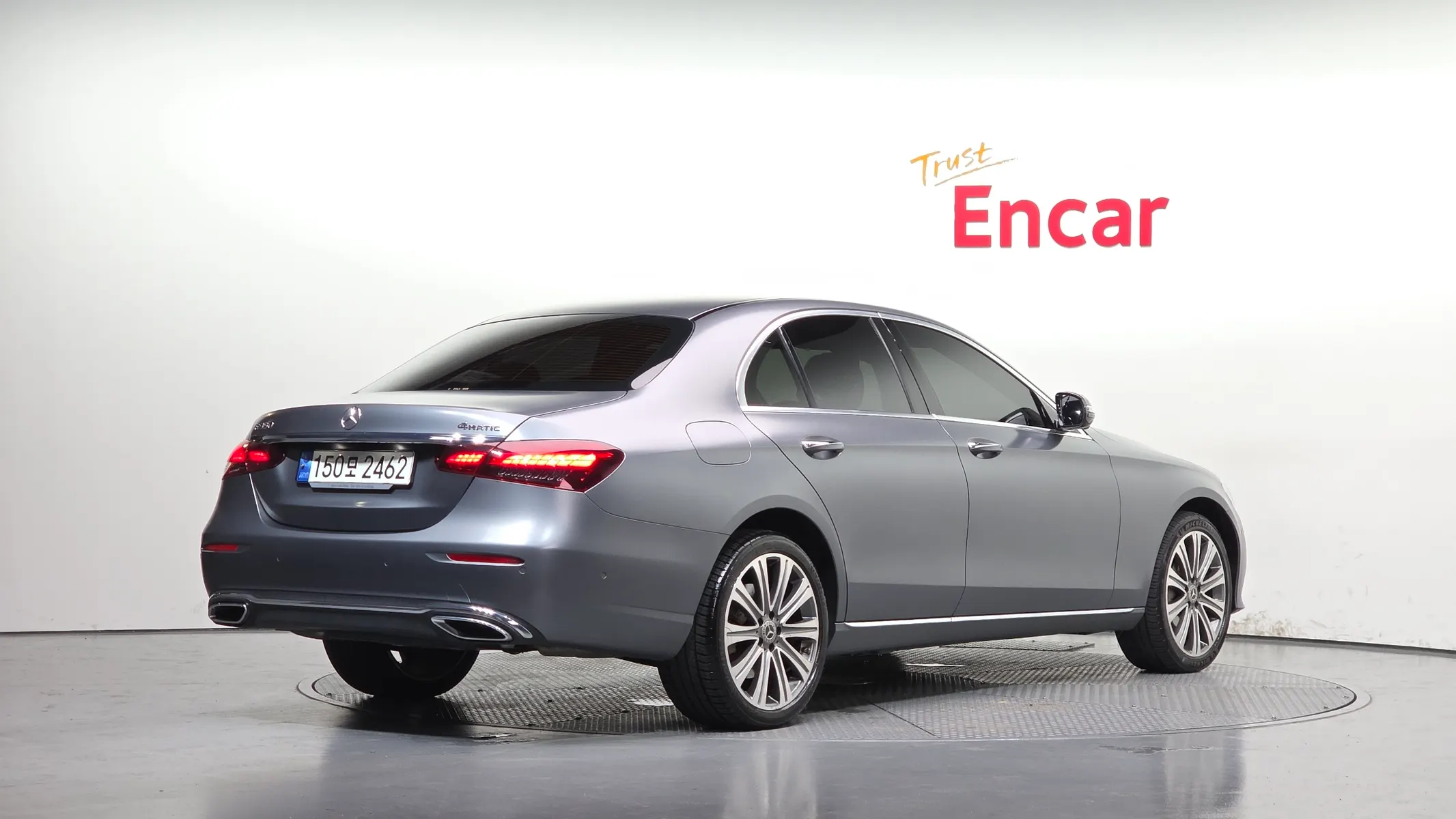 Mercedes-Benz E-Class W213 E350 4MATIC 2022 2/33