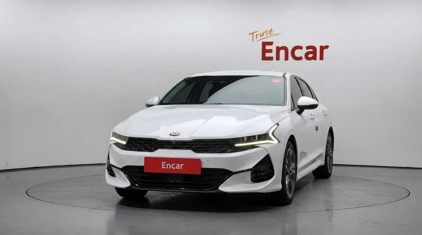 Kia K5 3 2.0 2021 2/5