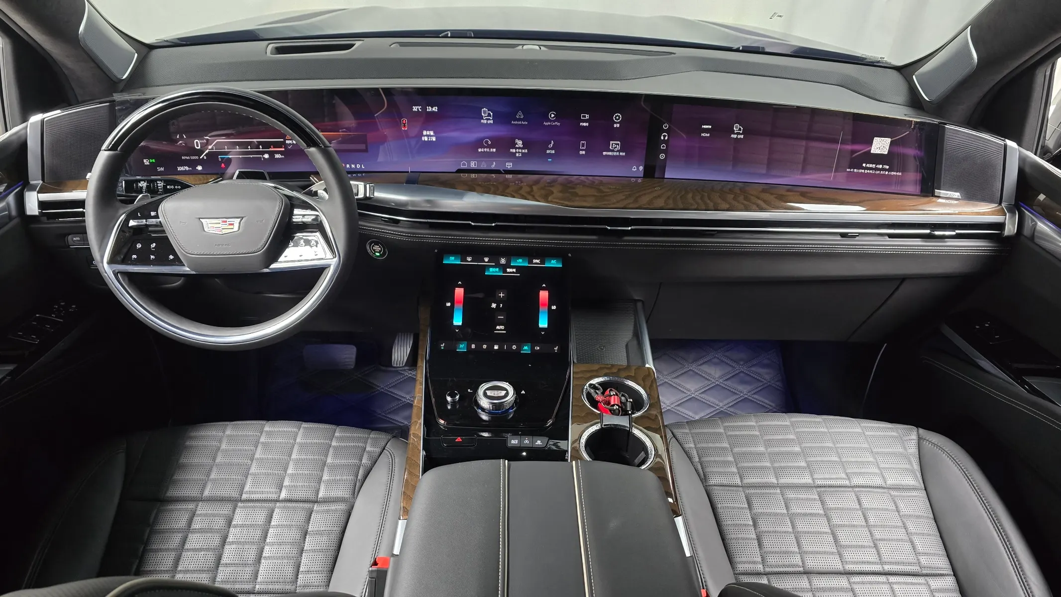 Cadillac 5 6.2 2025 4/5