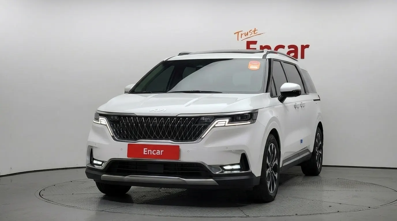 Kia Carnival 9 2022 2/5