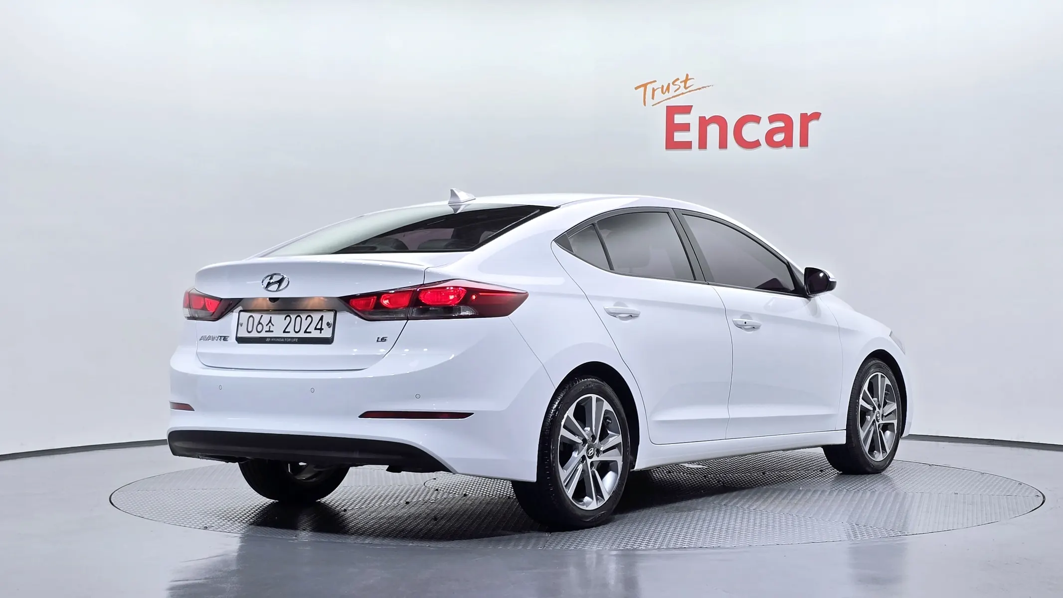 Hyundai AD 1.6 GDI 2018 2/31