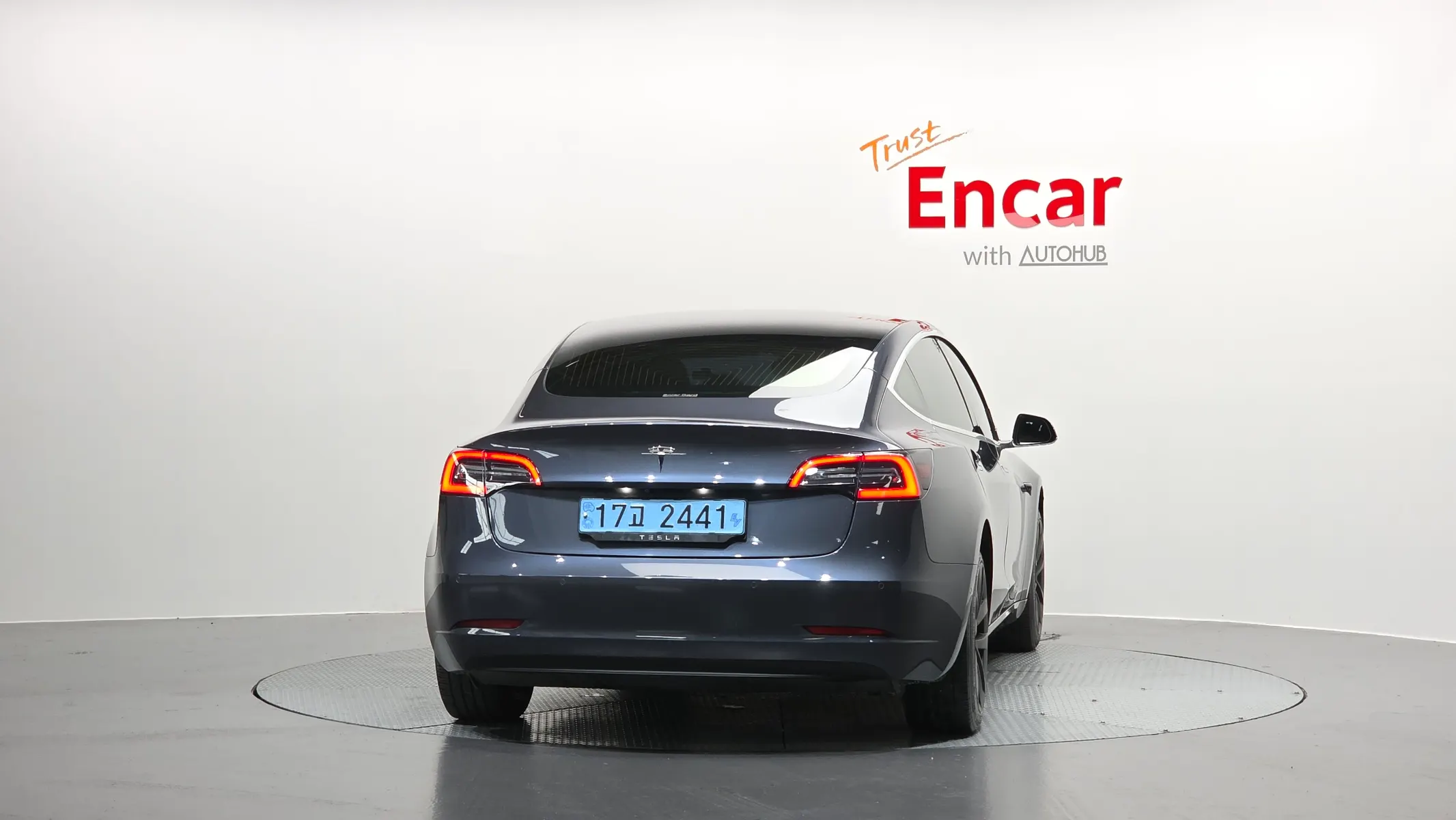 Tesla 3 RWD 2020 3/5