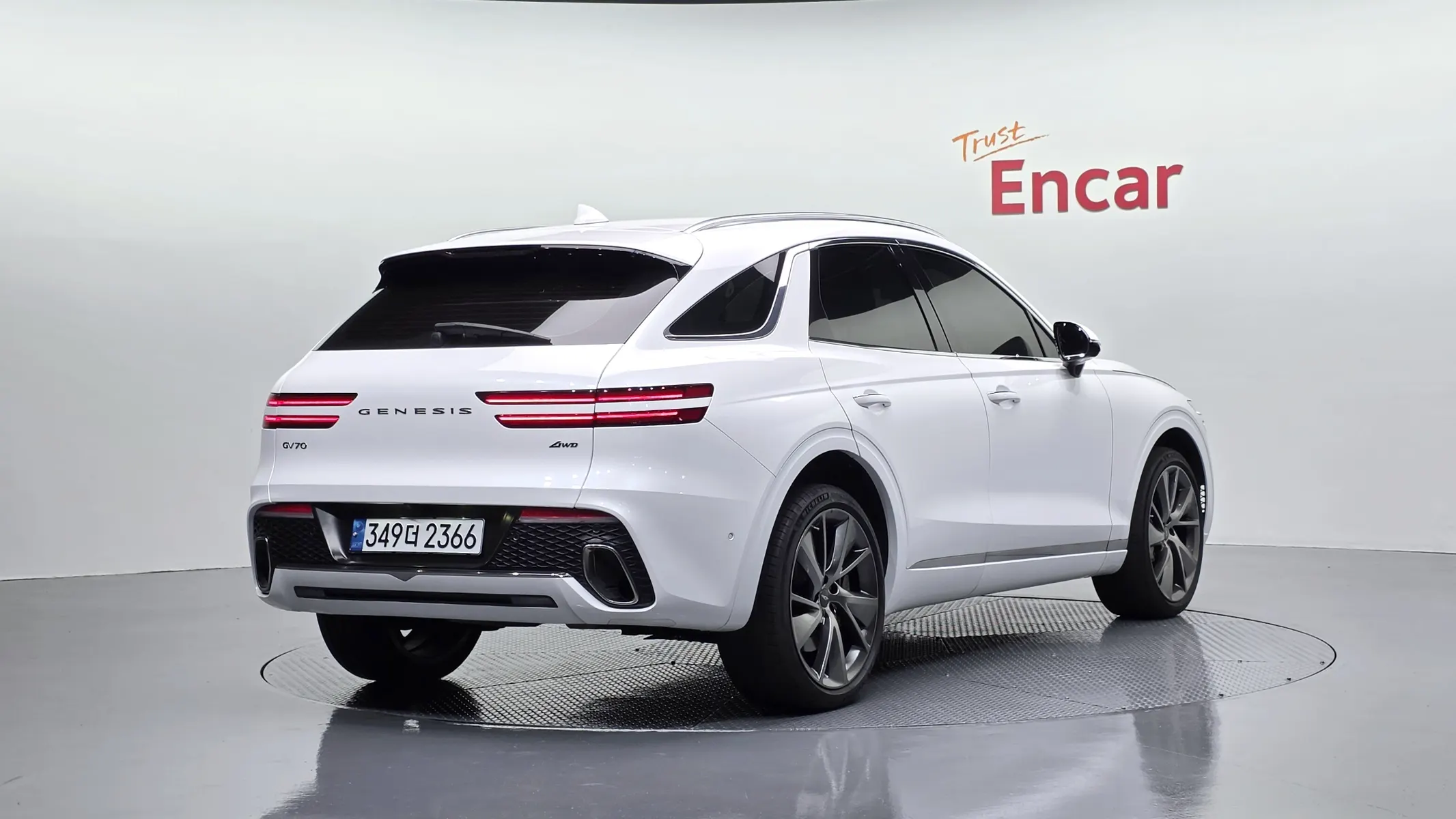 Genesis GV70 2.5T AWD 2023 2/36