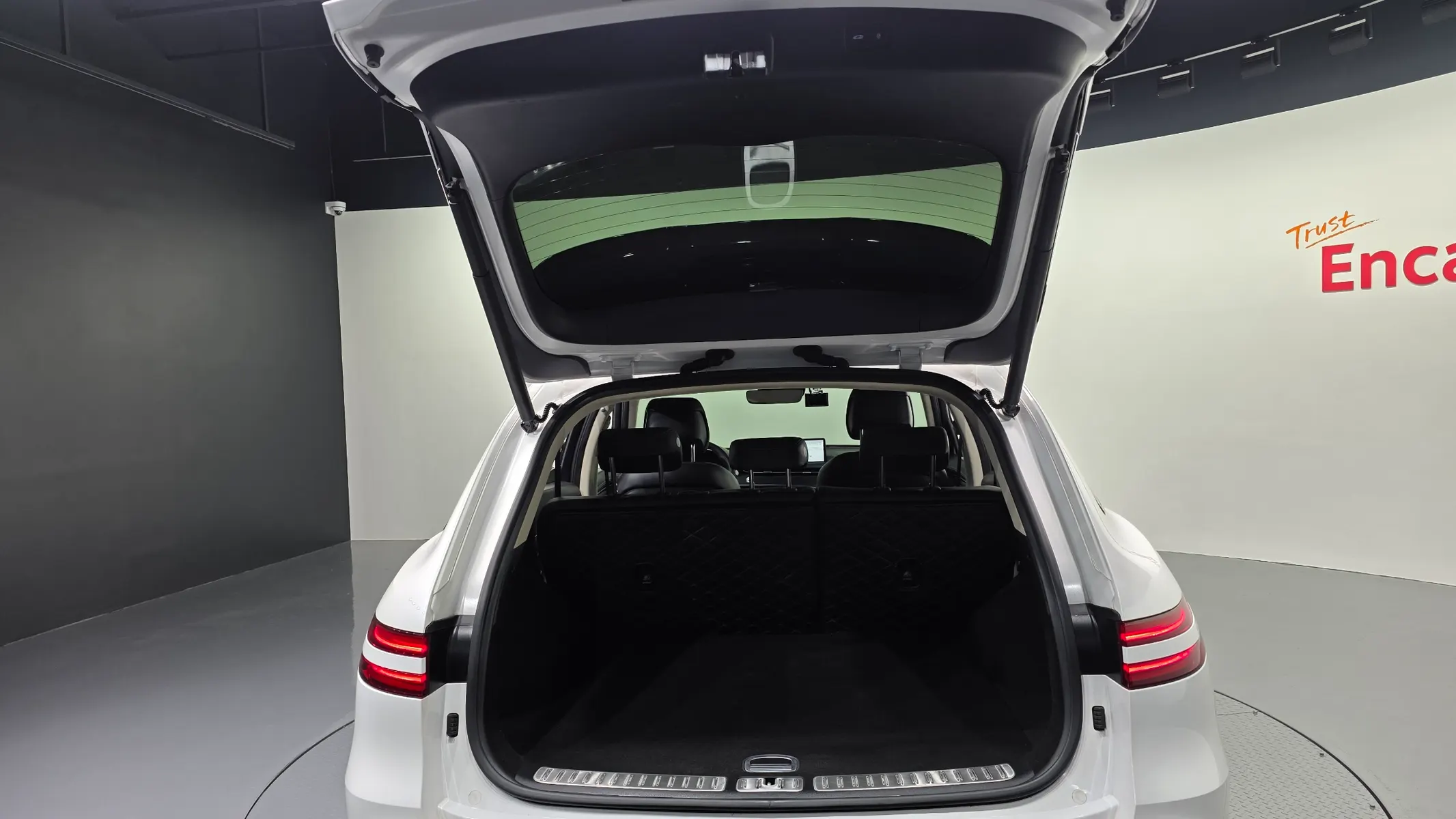 Genesis GV70 2.5T AWD 2023 35/36
