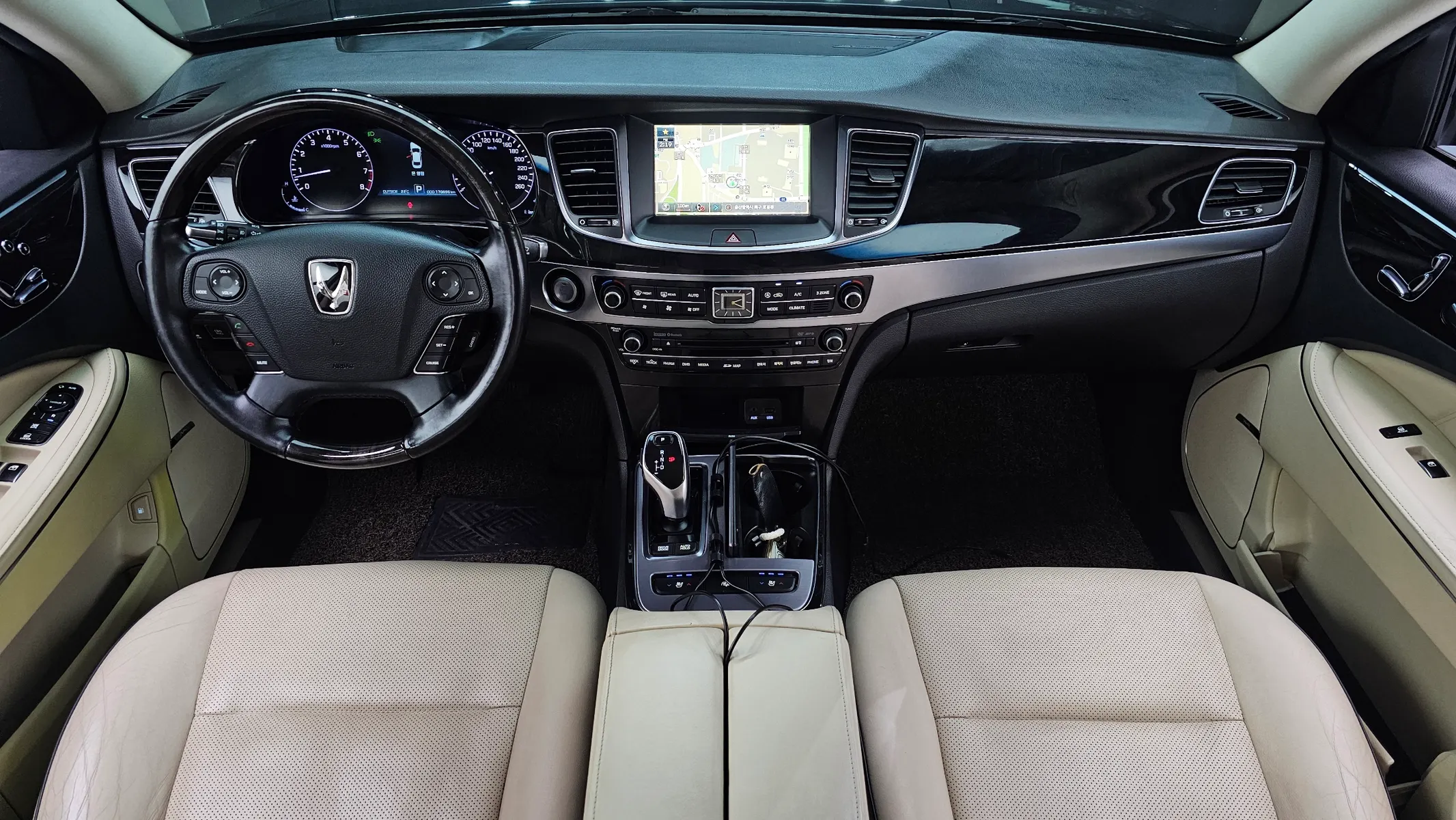 Hyundai () VS380 2013 4/5