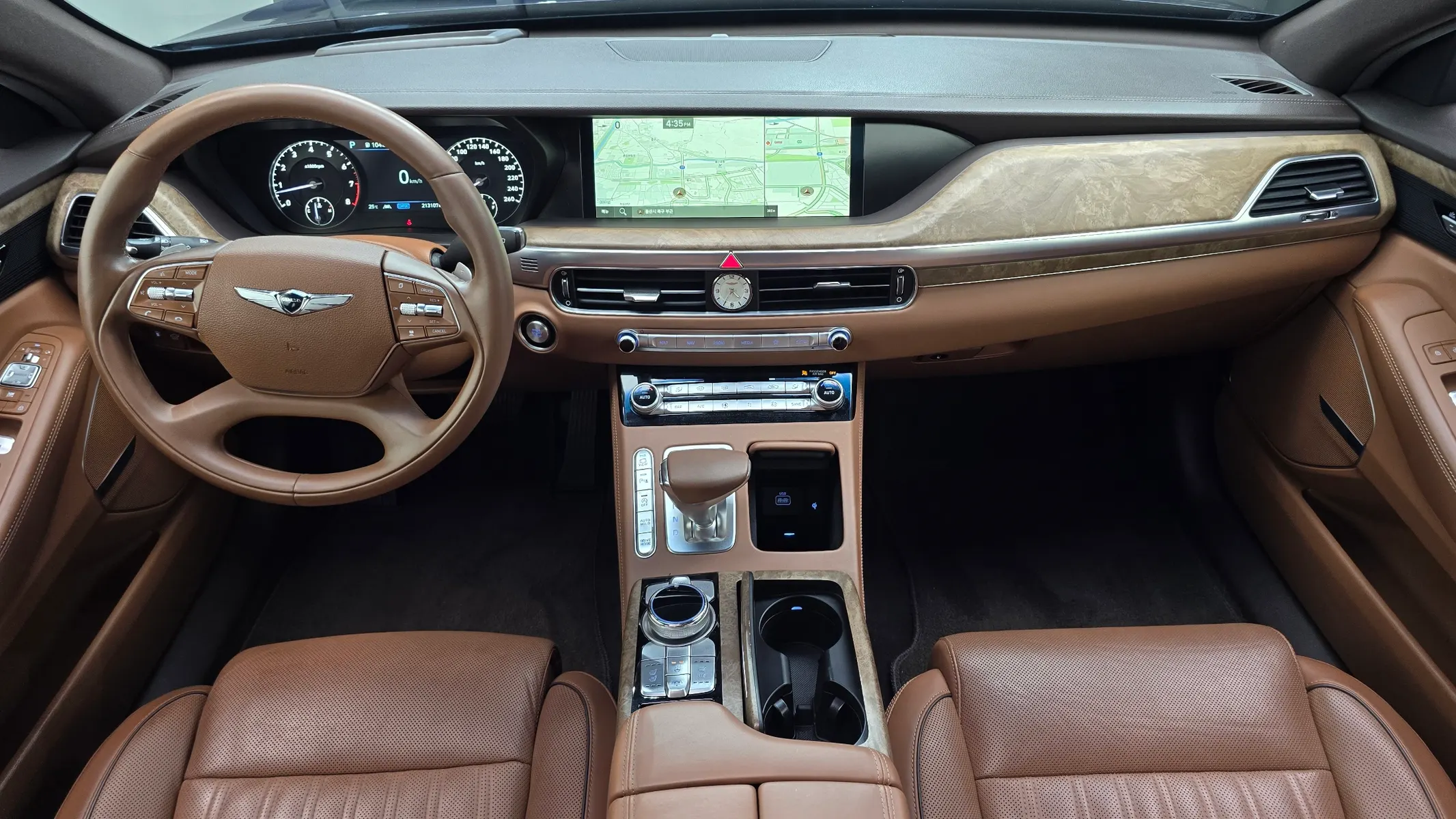 Genesis G90 3.8 AWD 2020 4/5
