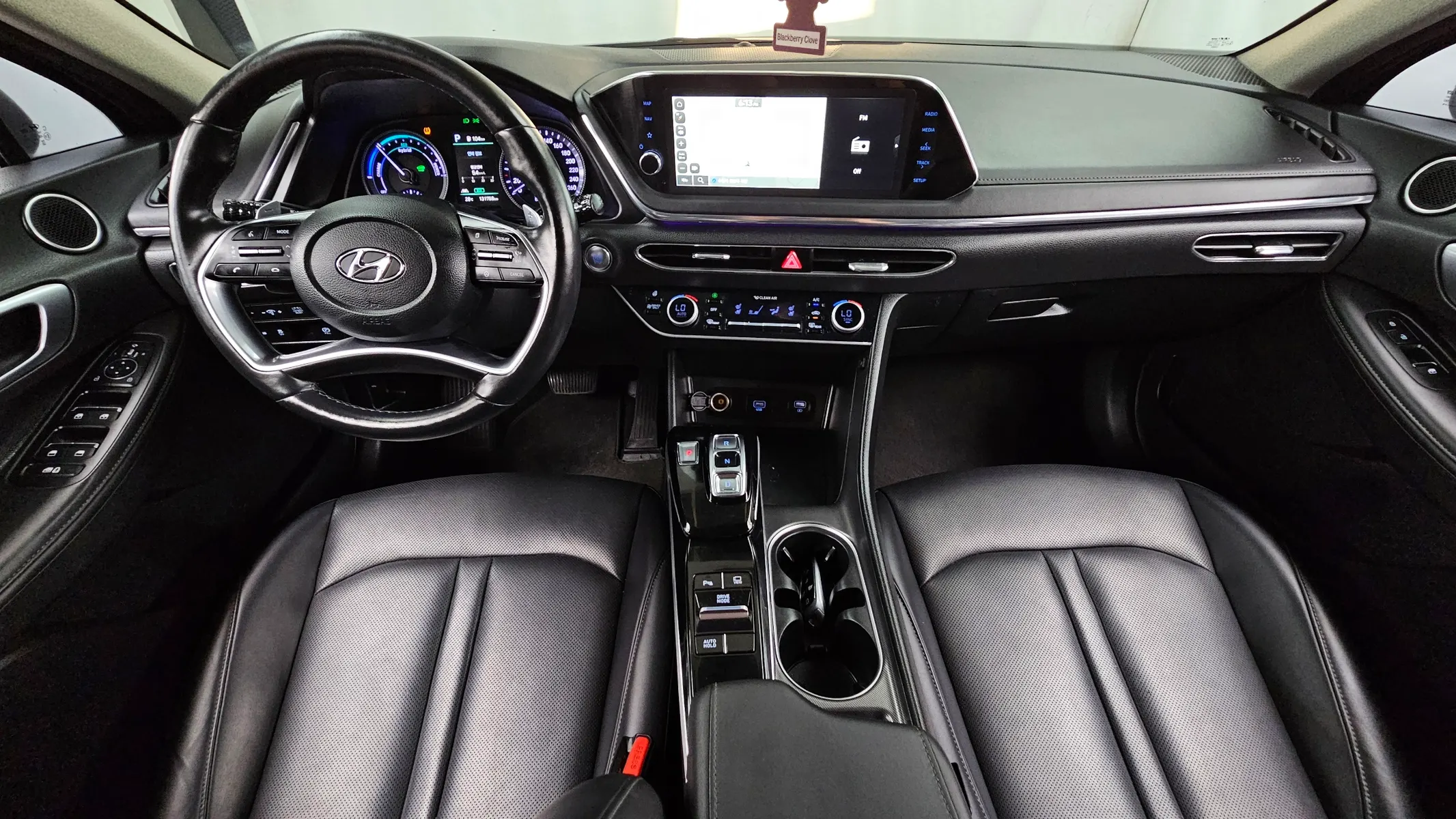 Hyundai (DN8) 2022 4/5