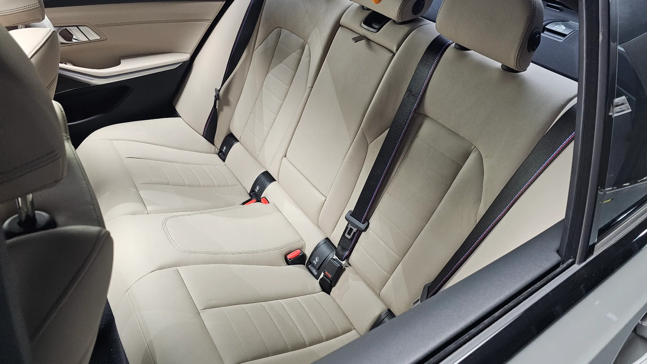 BMW 3 Series (G20) M340i 2020 33/34