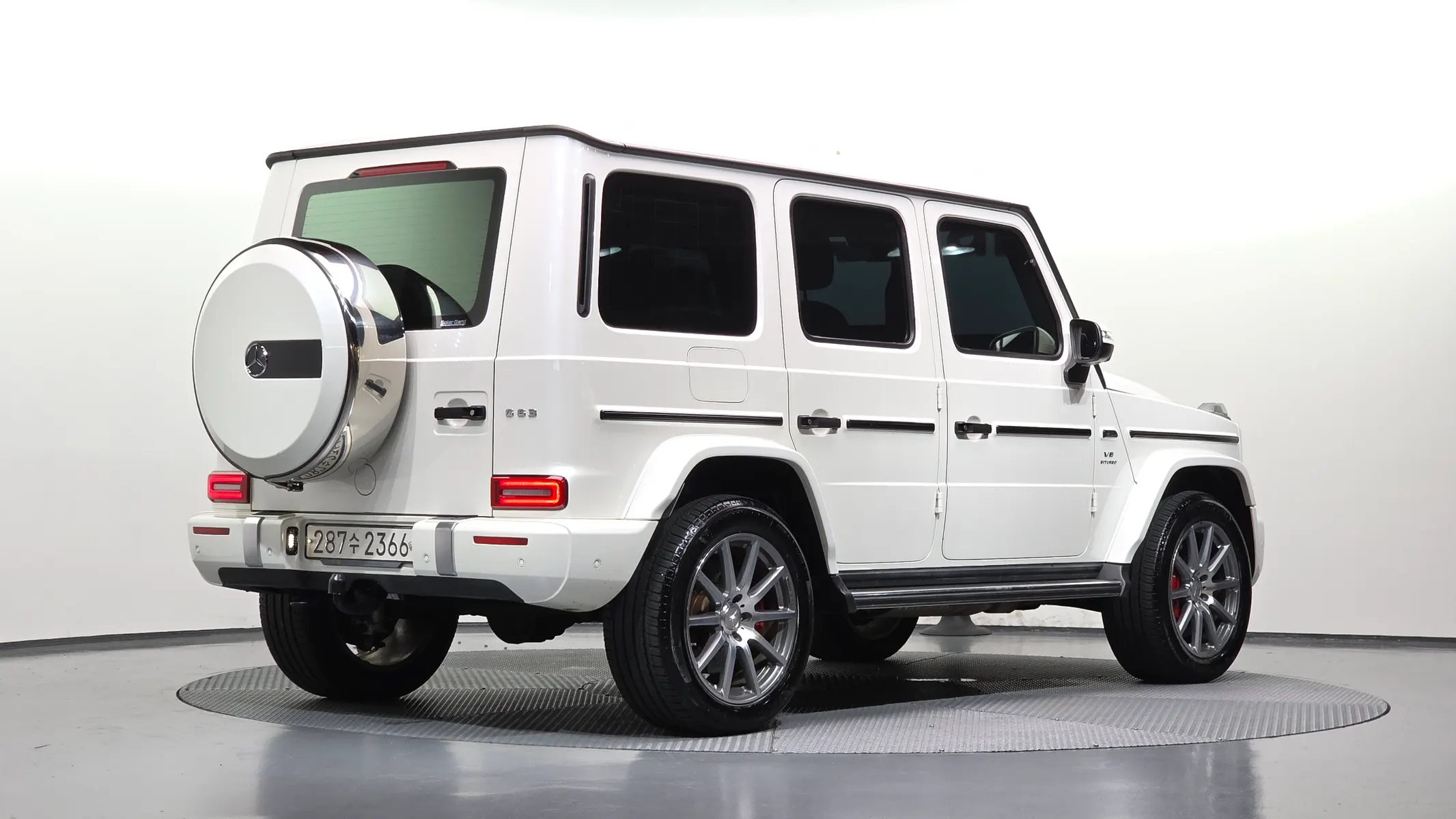 Mercedes-Benz G-Class W463b AMG G63 2019 2/33