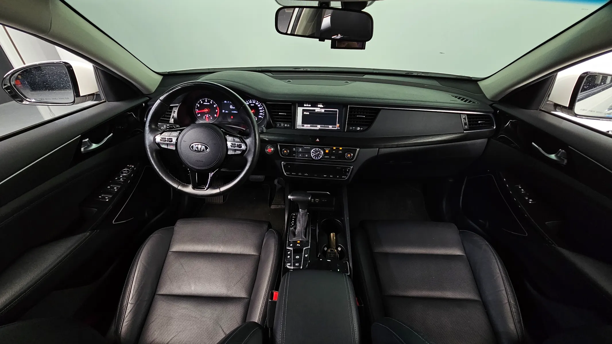 Kia K7 3.0 LPI () 2017 4/5