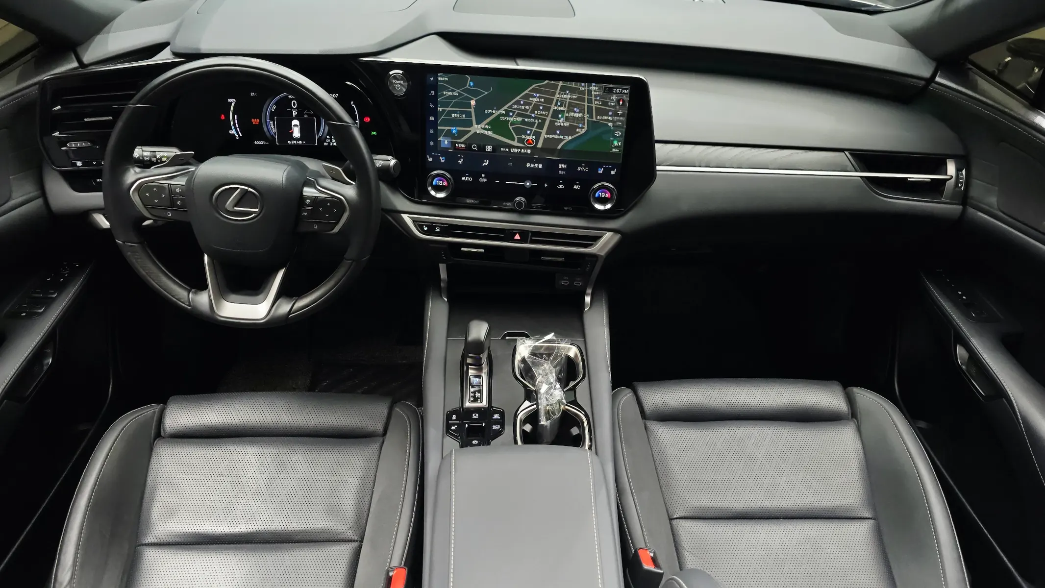 Lexus RX450h+ 5 2023 4/5