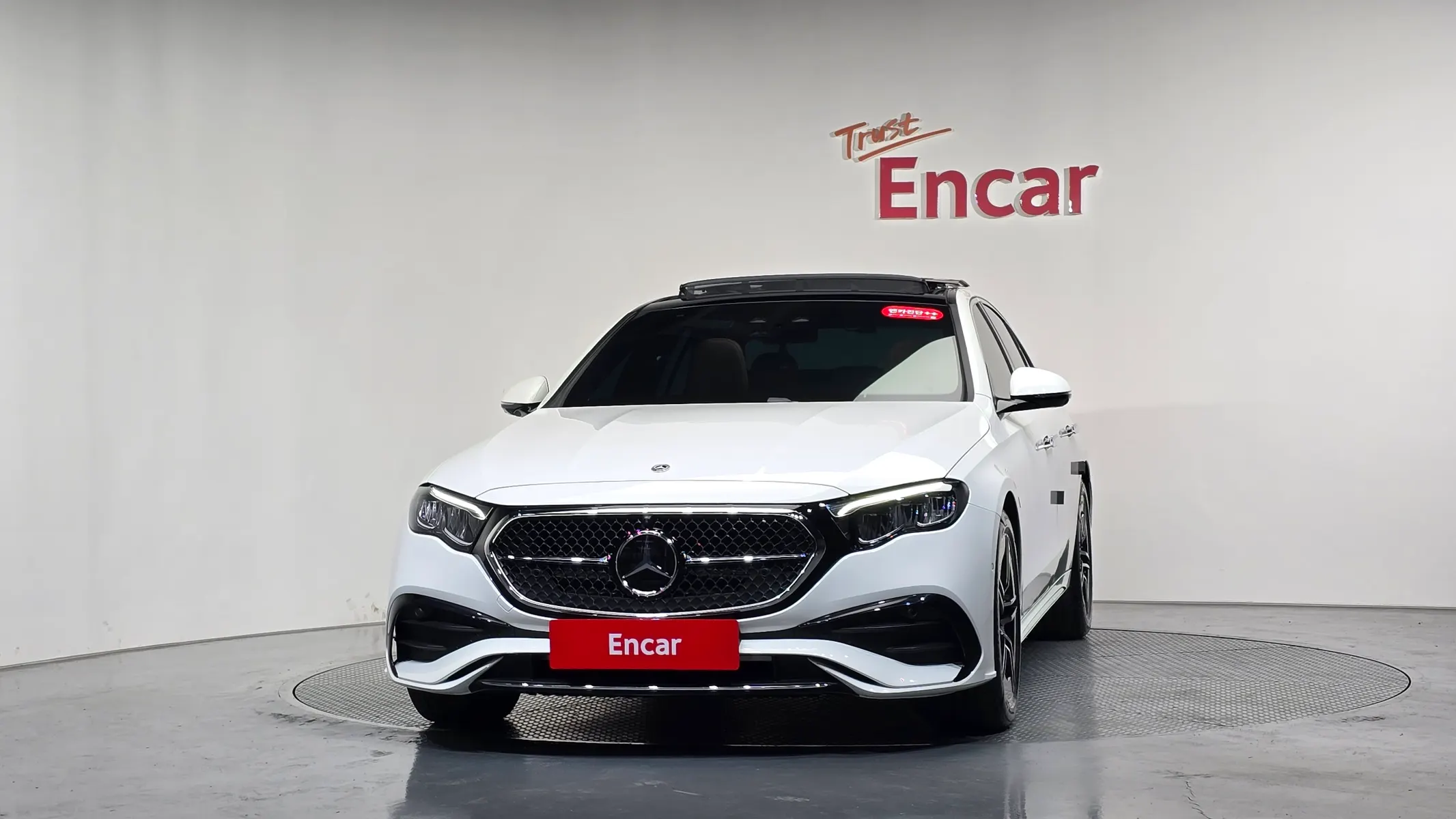 Mercedes-Benz E-Class W214 E200 AMG Line 2025 2/34