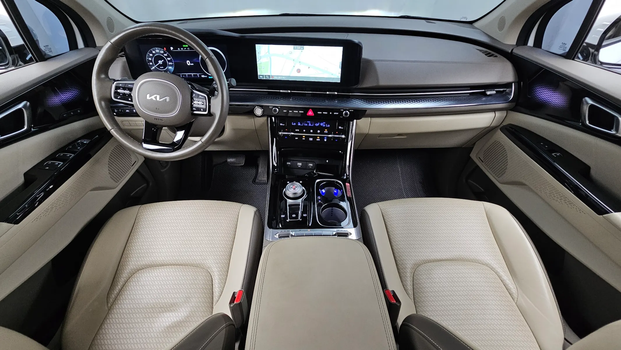 Kia Carnival 9 2023 4/5