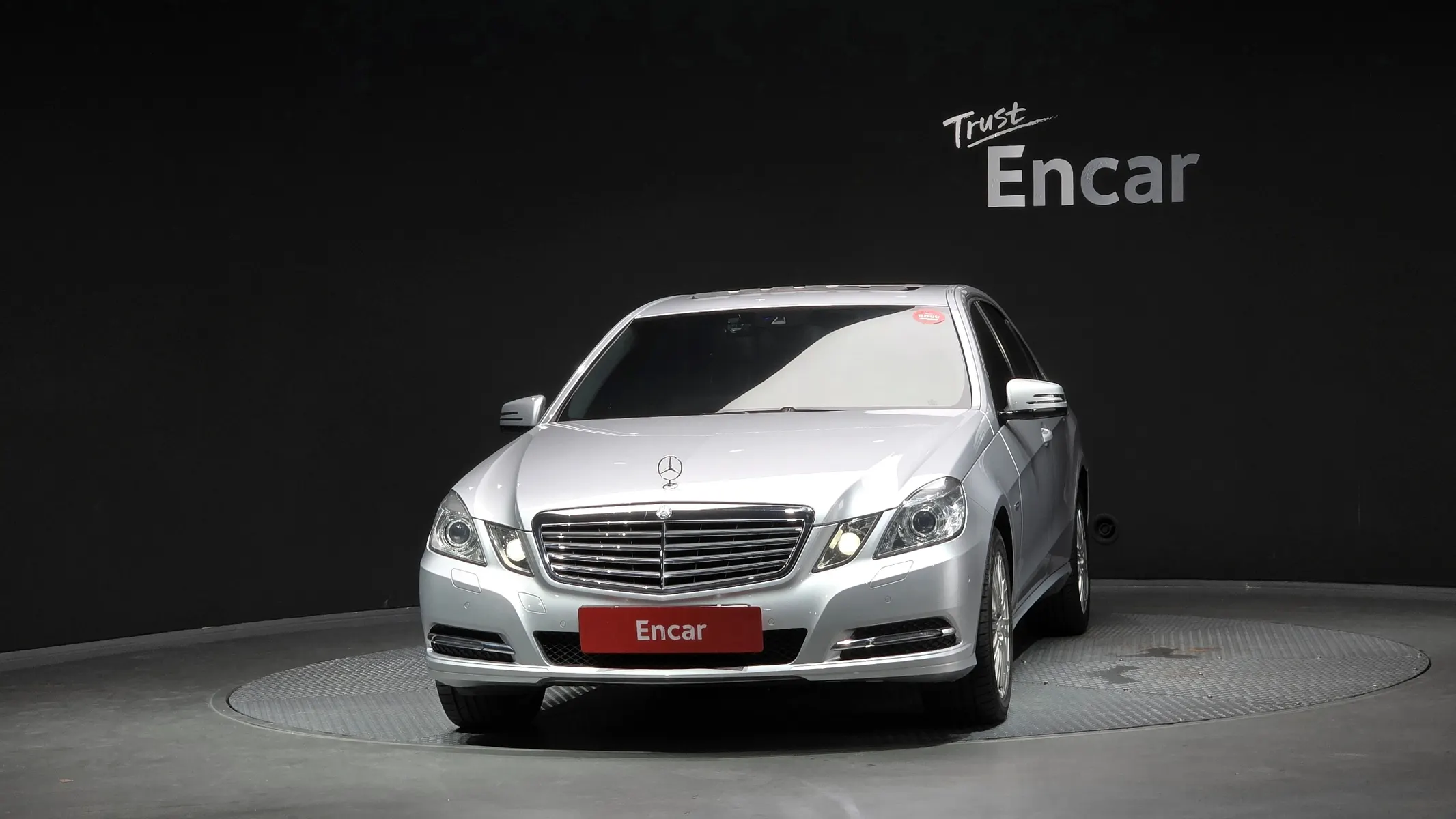 Mercedes-Benz E-Class W212 E200 CGI 2011 3/21