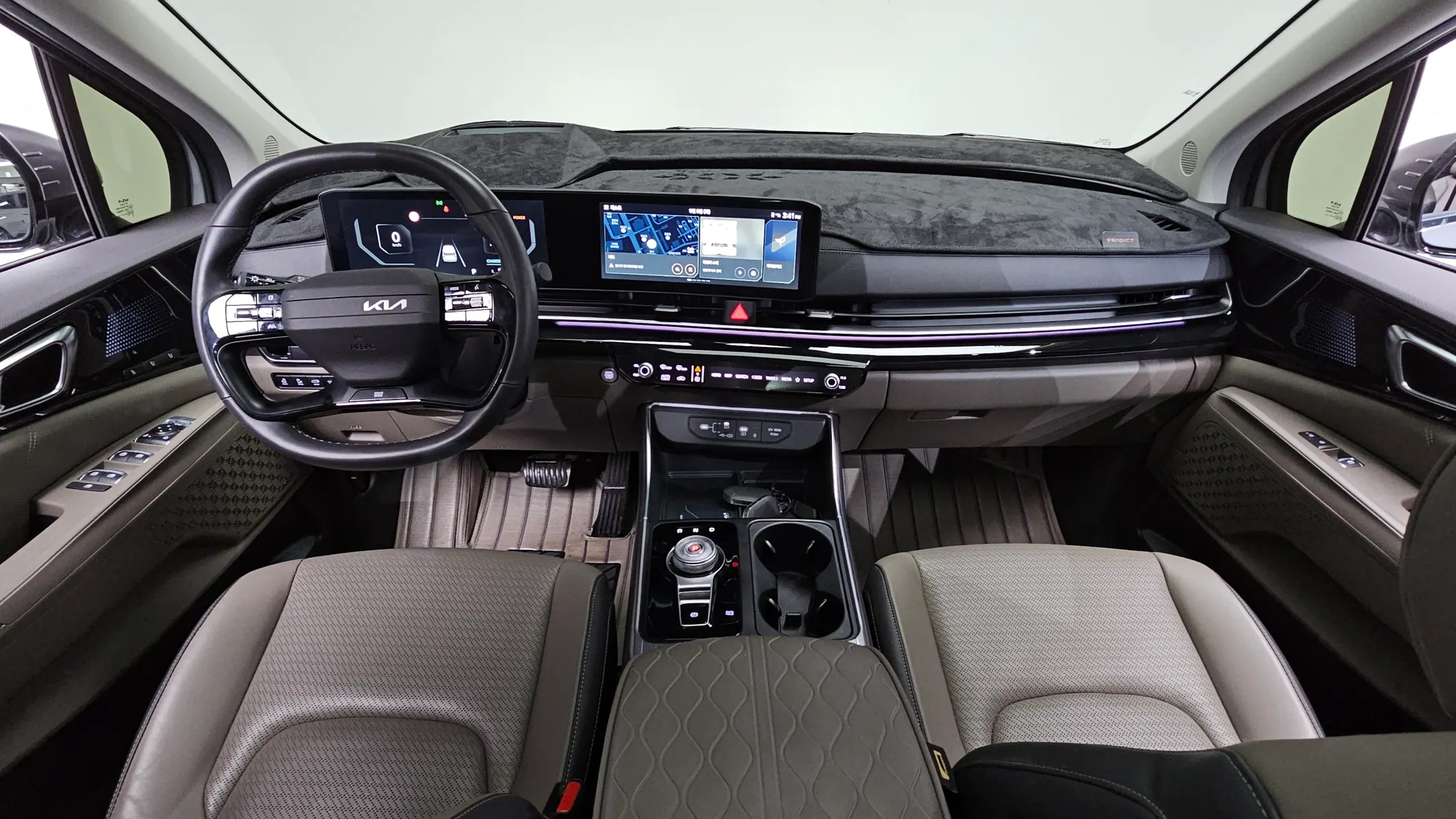 Kia 4 HEV 7 2025 4/5