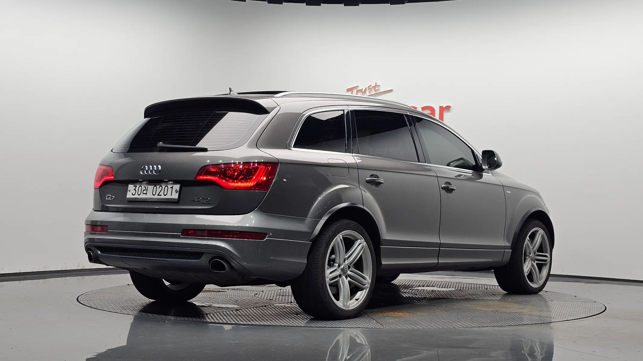 Audi Q7 4.2 TDI 2014 2/40