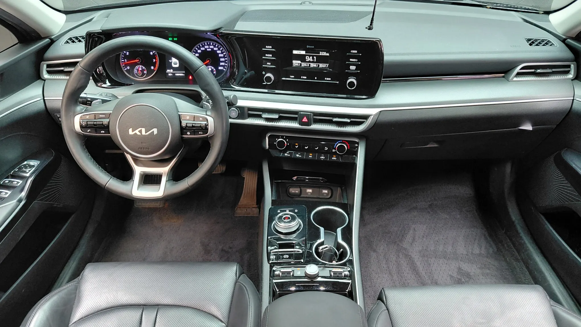 Kia K5 3 2.0 LPI() 2022 4/5