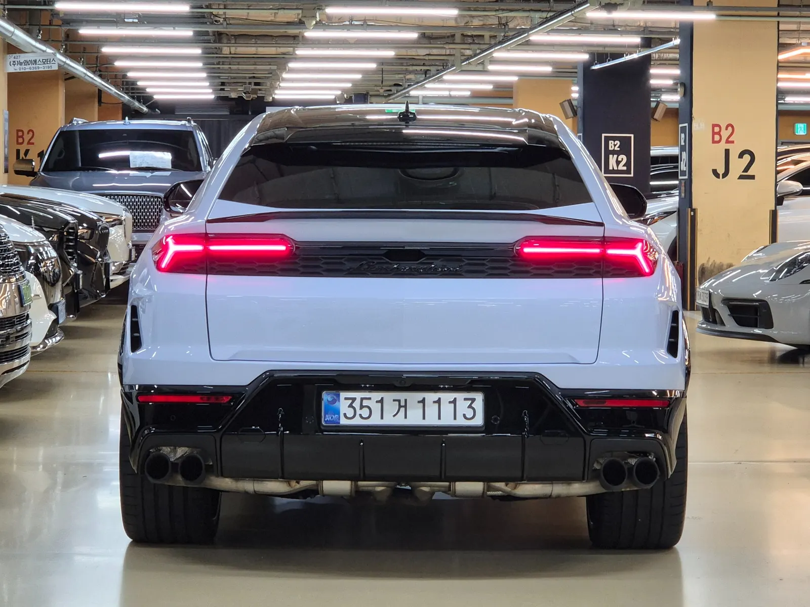Lamborghini 우루스 4.0 V8 SE 2025 3/5
