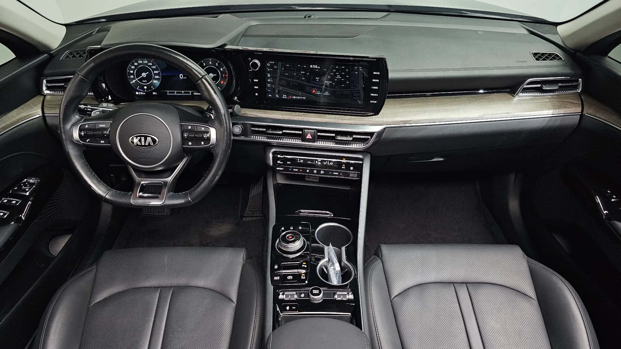 Kia K5 3 1.6 2020 4/5