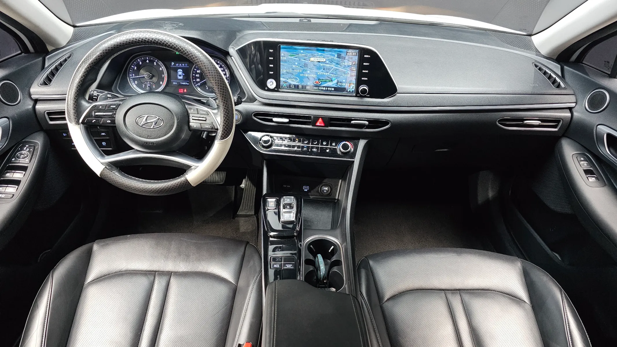 Hyundai (DN8) 2.0 LPG() 2019 4/5
