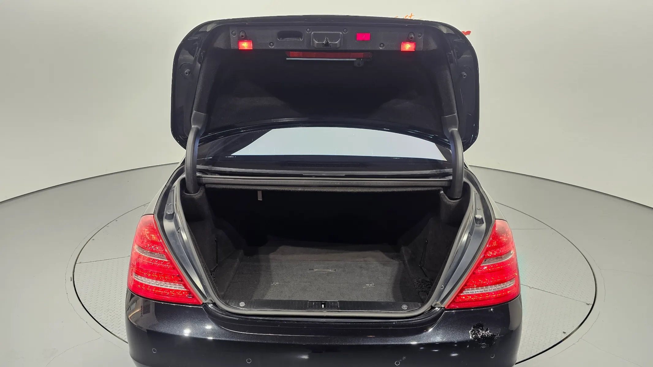 Mercedes-Benz S-Class W221 S500L 4MATIC 2010 40/41