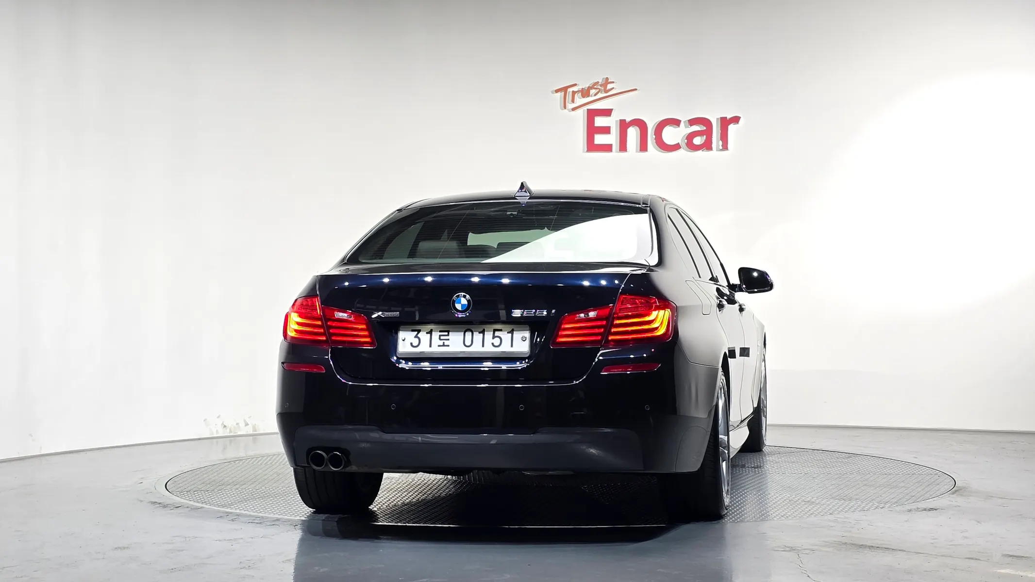 BMW 5 Series (F10) 528i xDrive M 2016 3/34