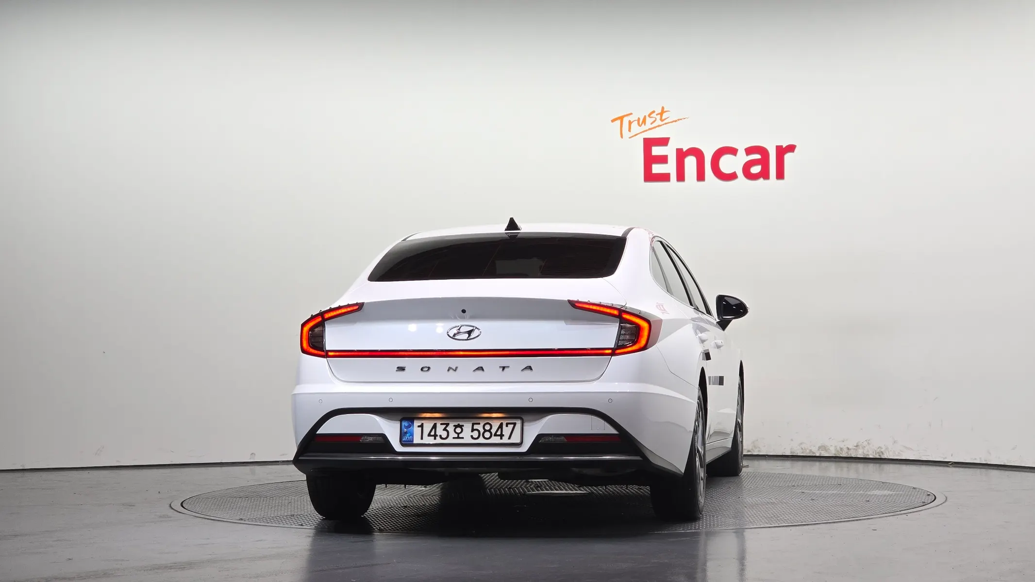 Hyundai (DN8) 2.0 LPG() 2021 3/5