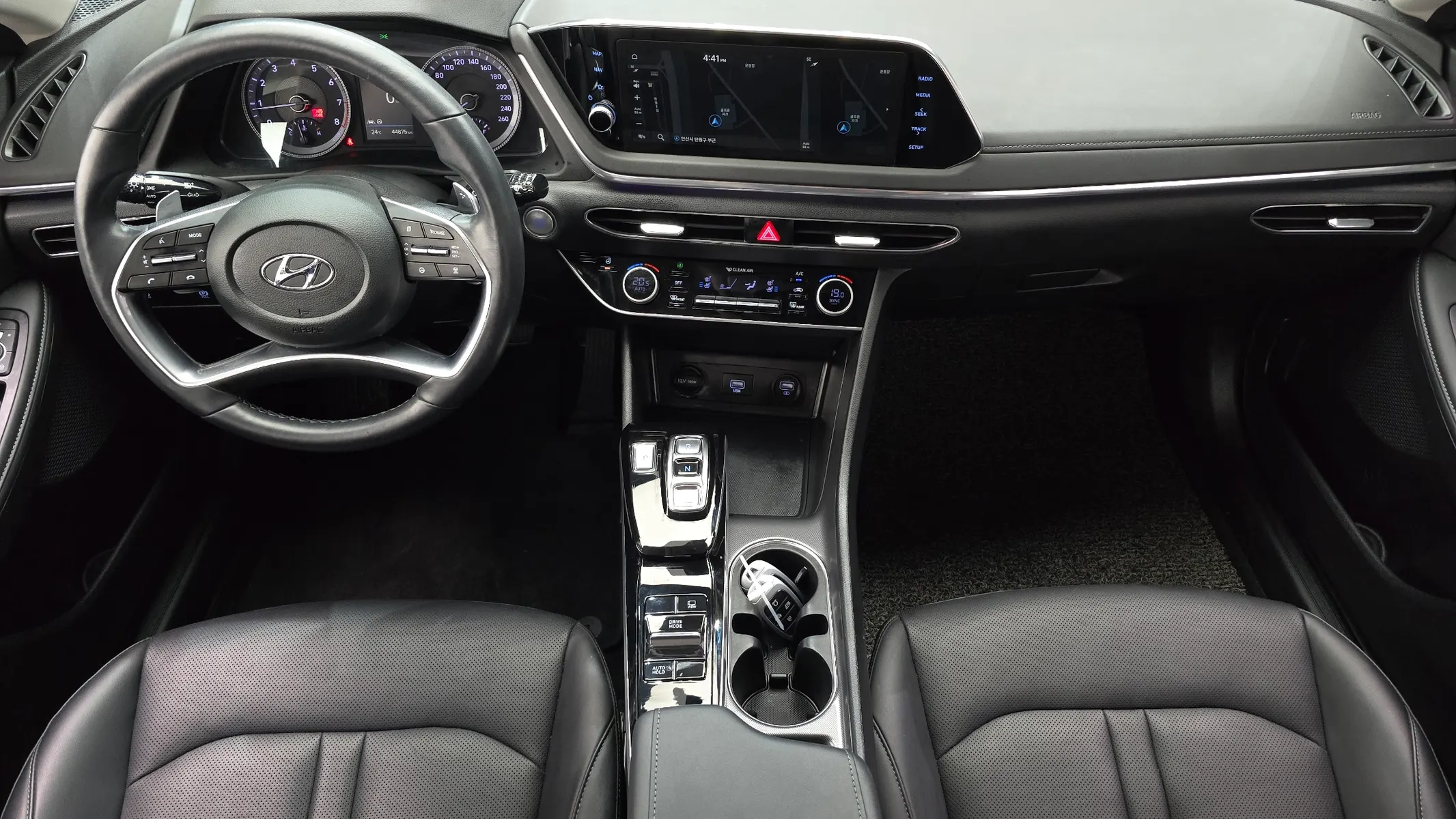 Hyundai (DN8) 2.0 LPG() 2021 4/5