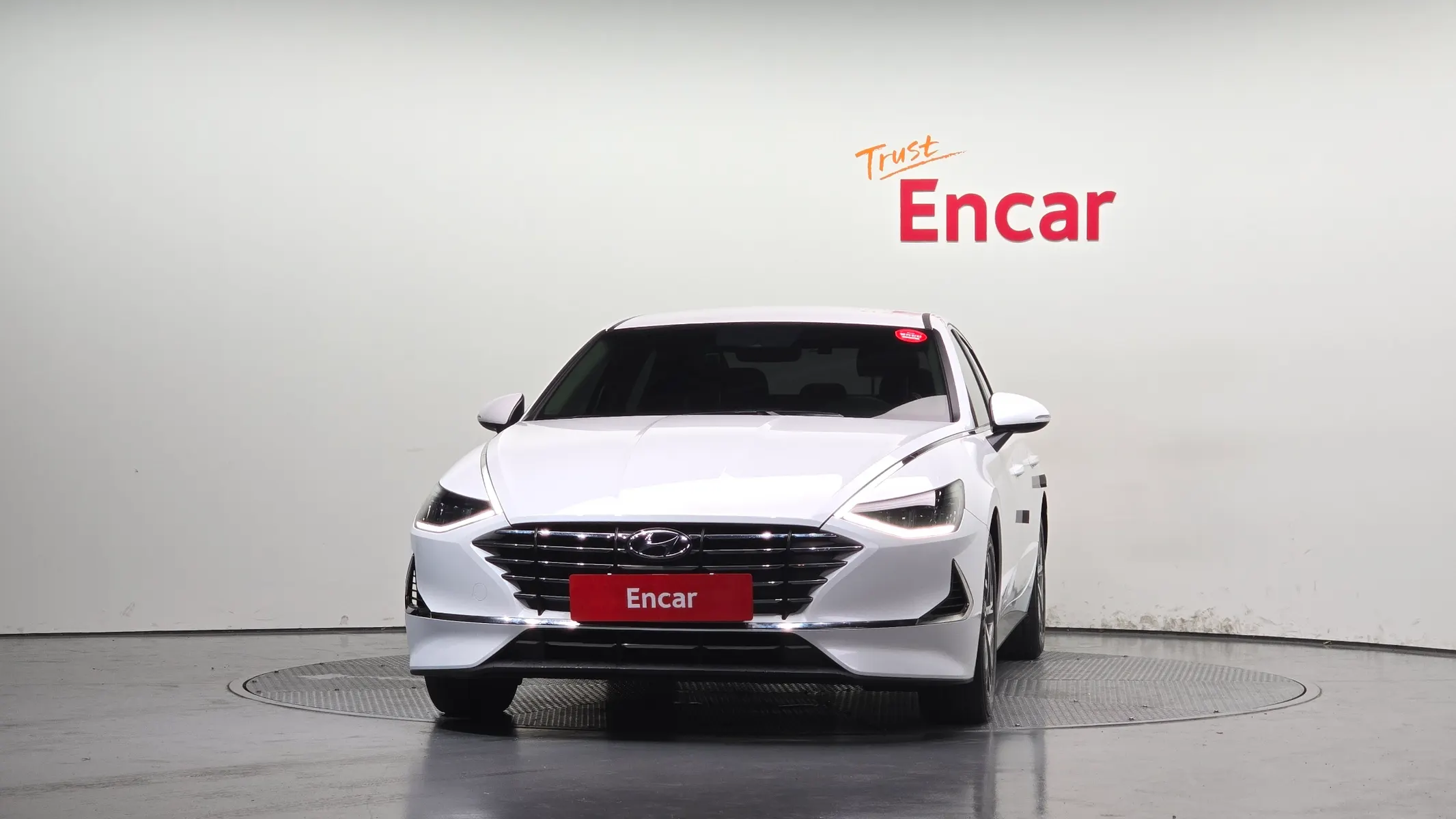 Hyundai (DN8) 2.0 LPG() 2021 2/5