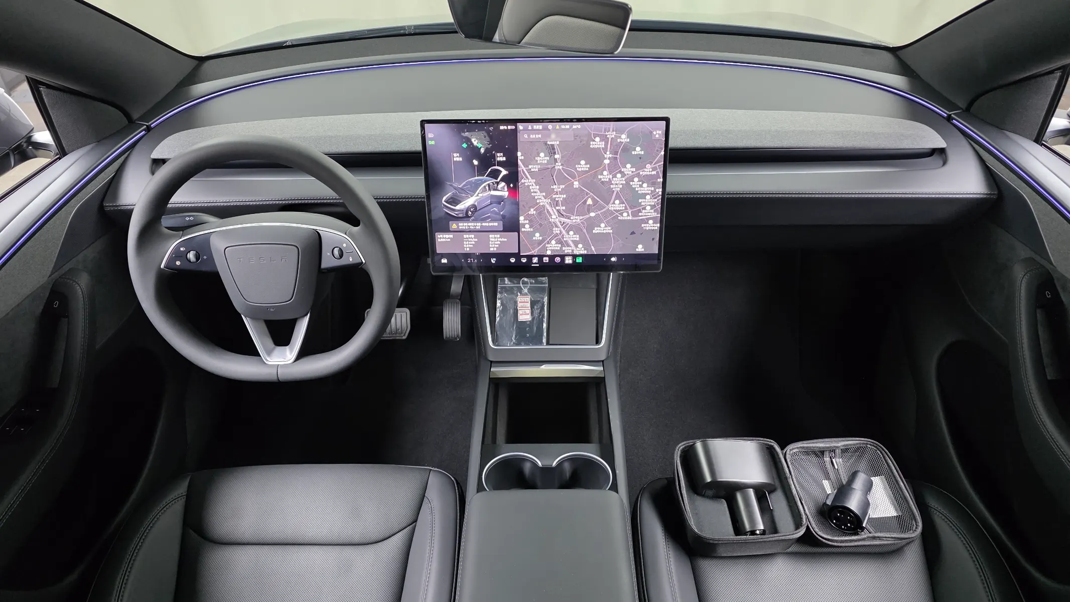Tesla Y AWD 2026 4/5